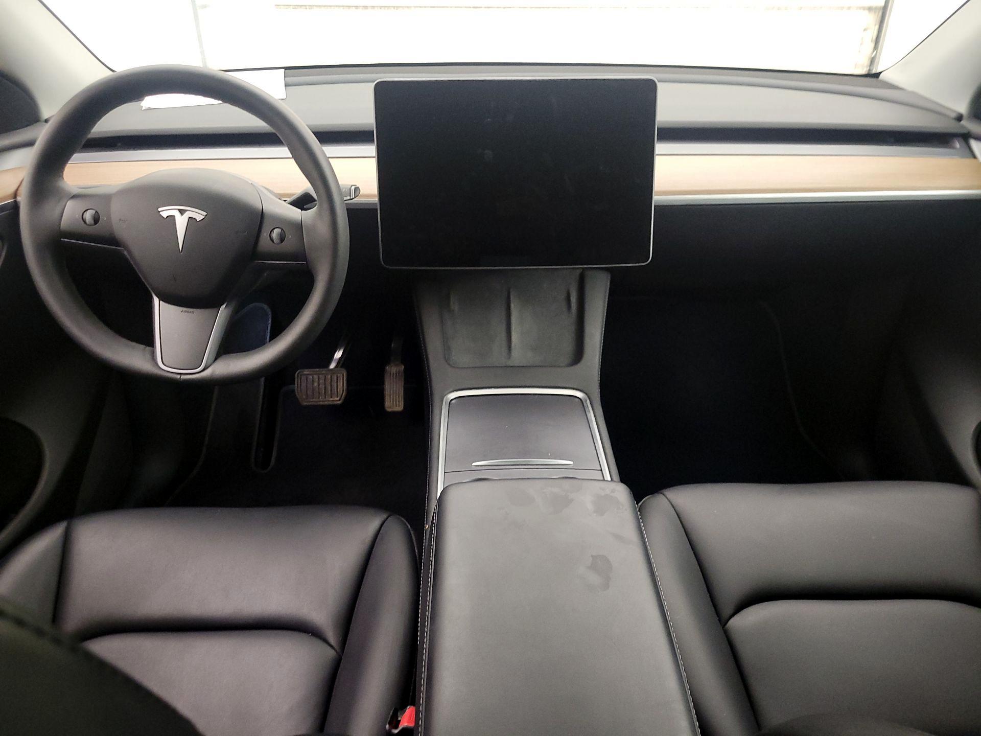 Thumbnail: 2023 Tesla Model Y - 9