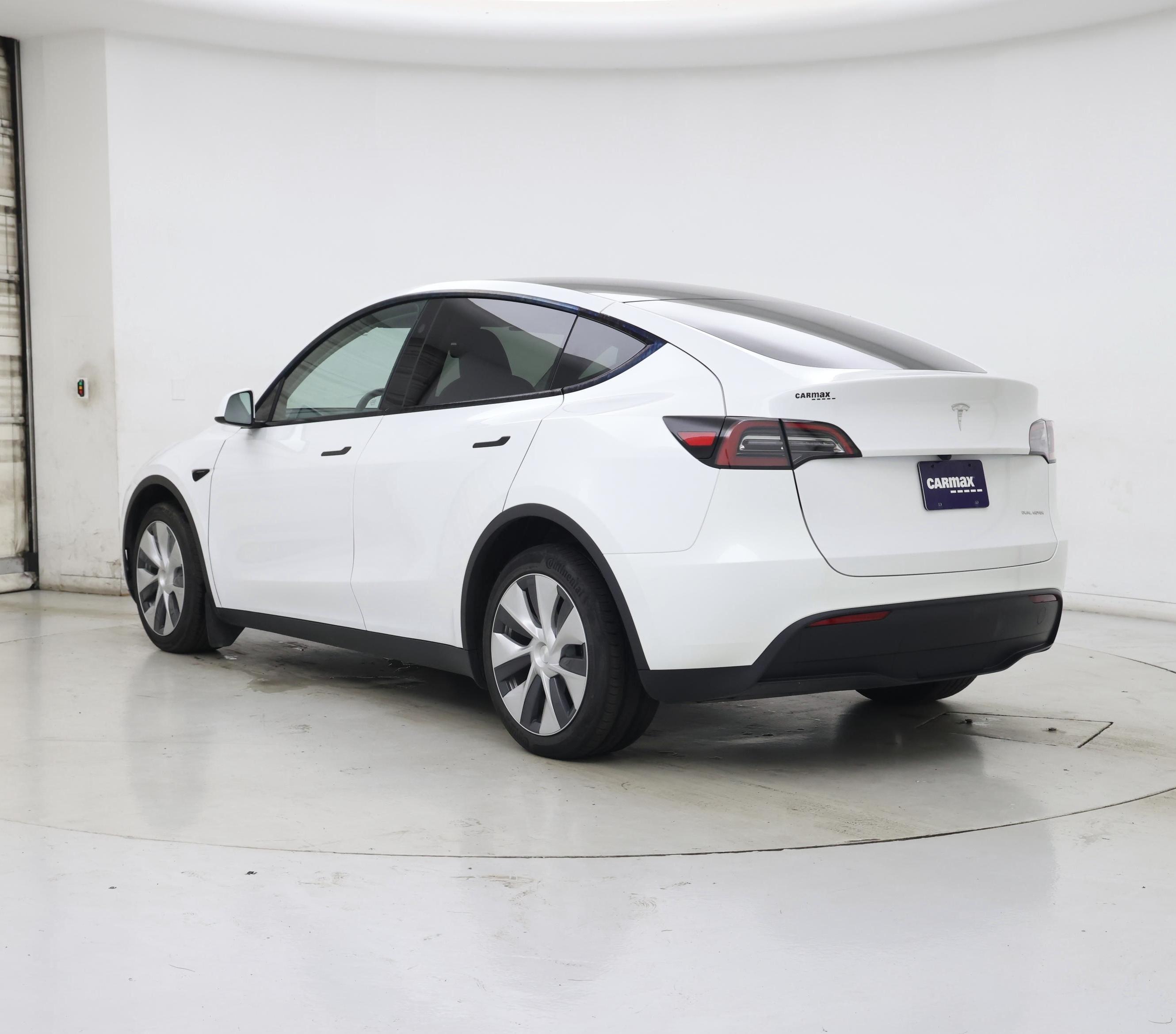 Thumbnail: 2023 Tesla Model Y - 2