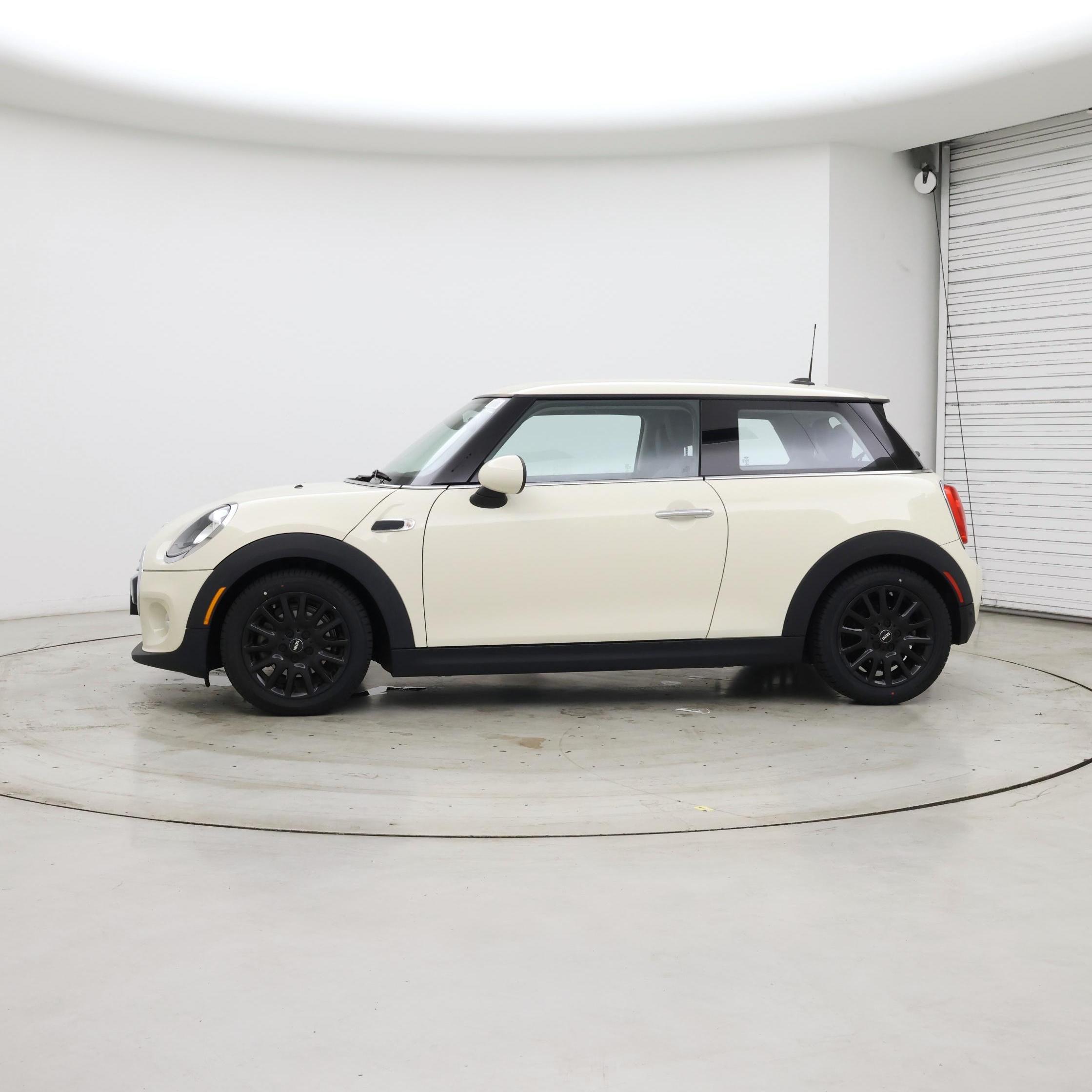 Thumbnail: 2018 MINI Cooper Hardtop - 3