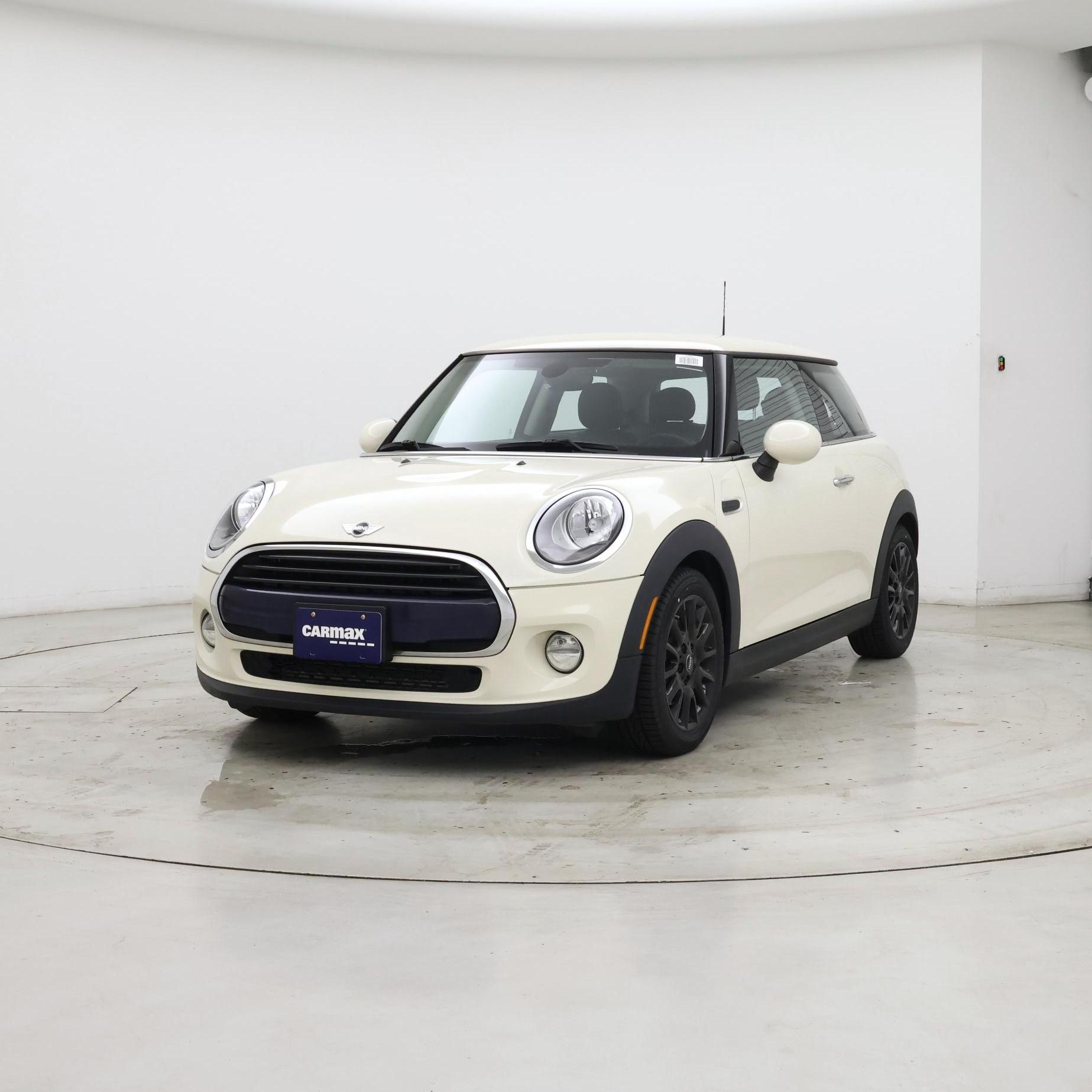 Thumbnail: 2018 MINI Cooper Hardtop - 4