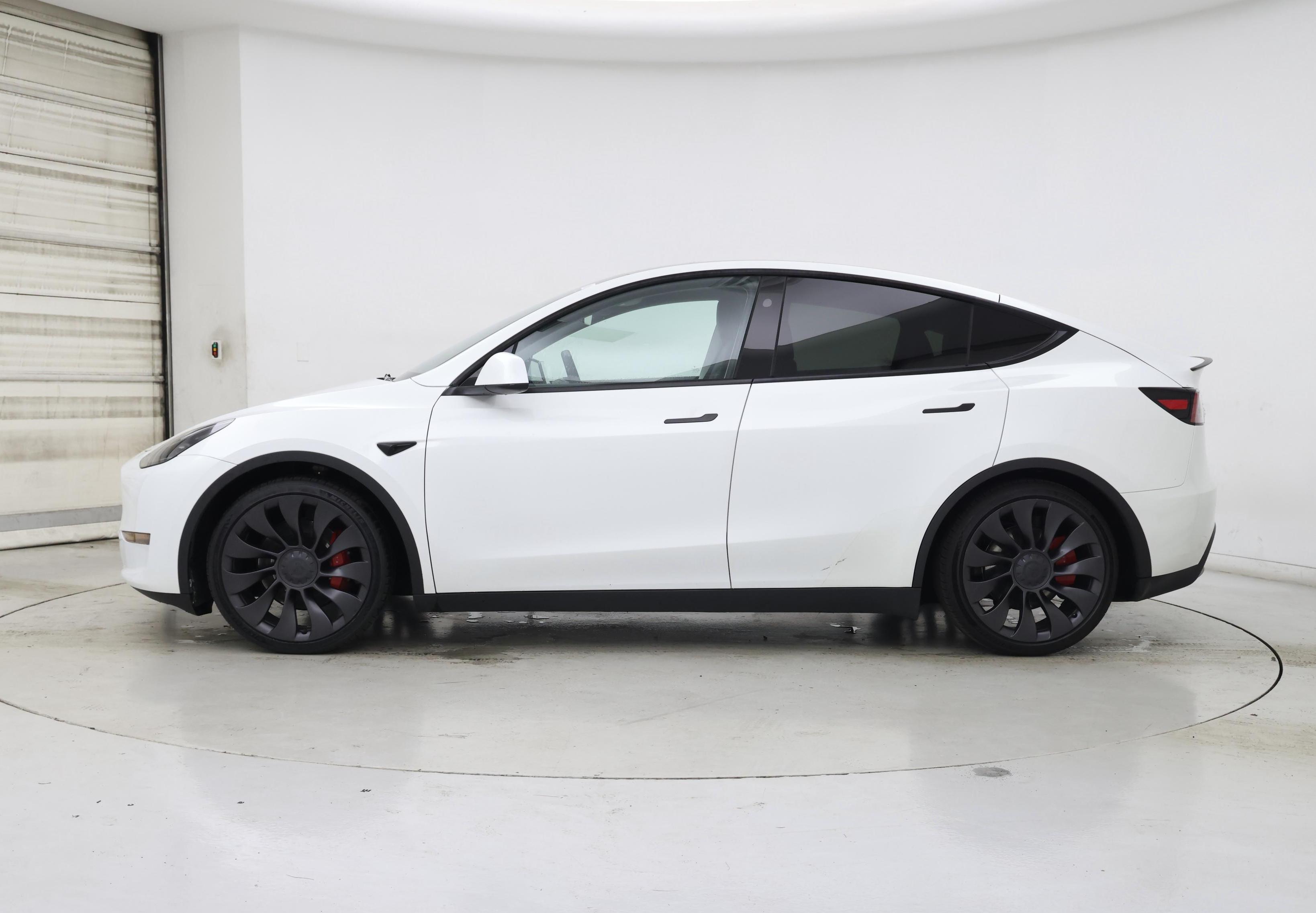 Thumbnail: 2023 Tesla Model Y - 3