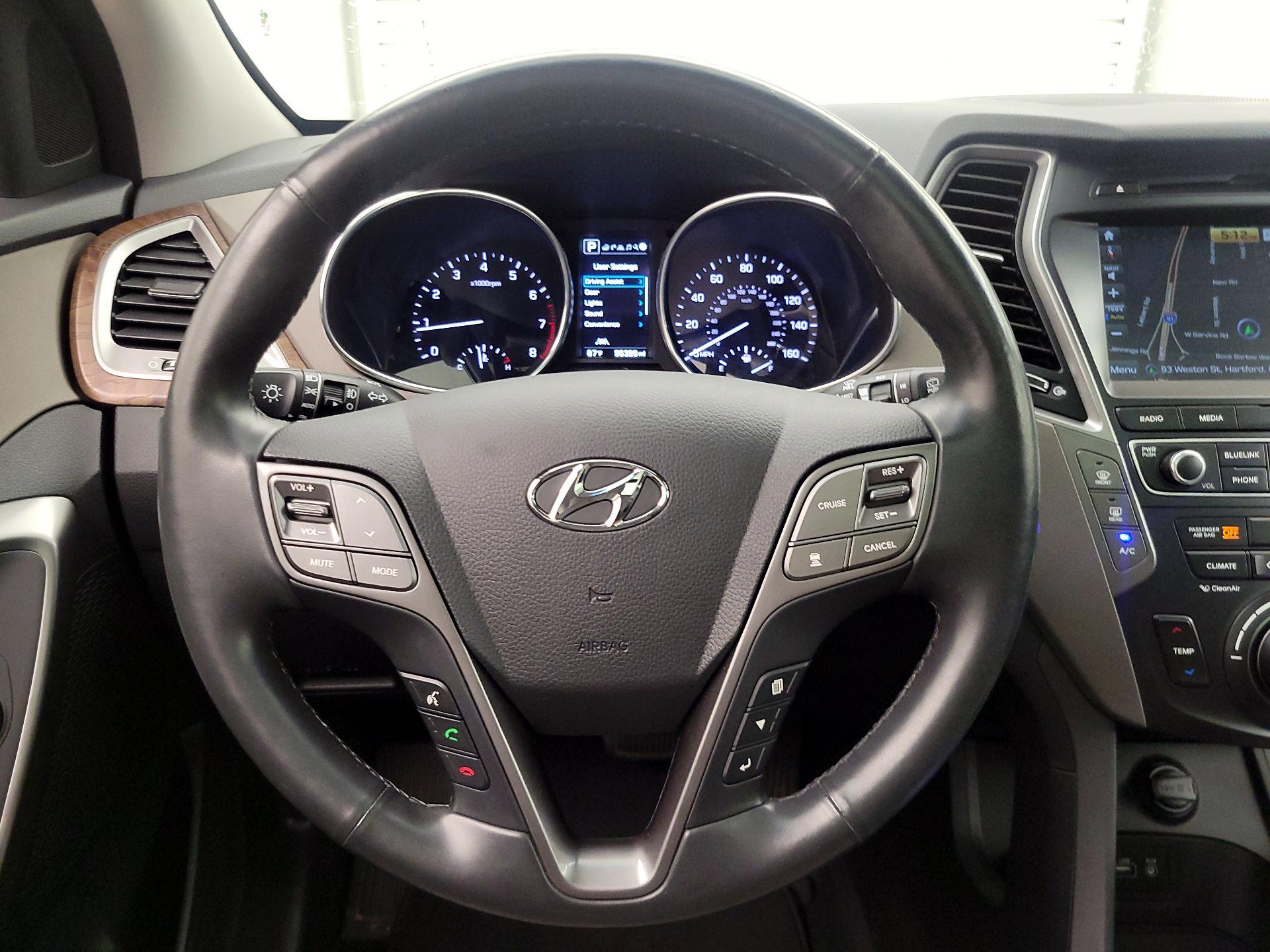 Thumbnail: 2017 Hyundai Santa Fe - 10