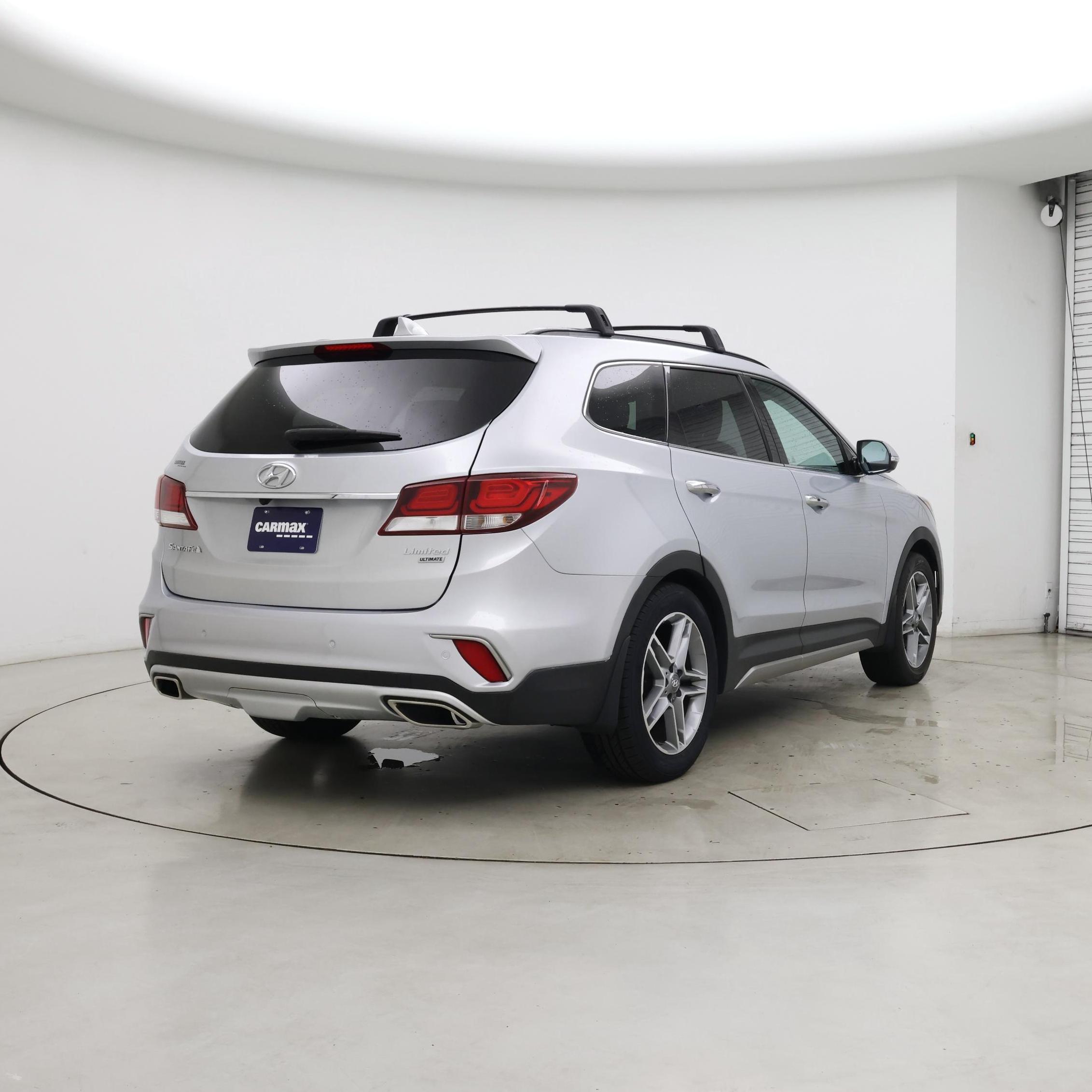 Thumbnail: 2017 Hyundai Santa Fe - 8