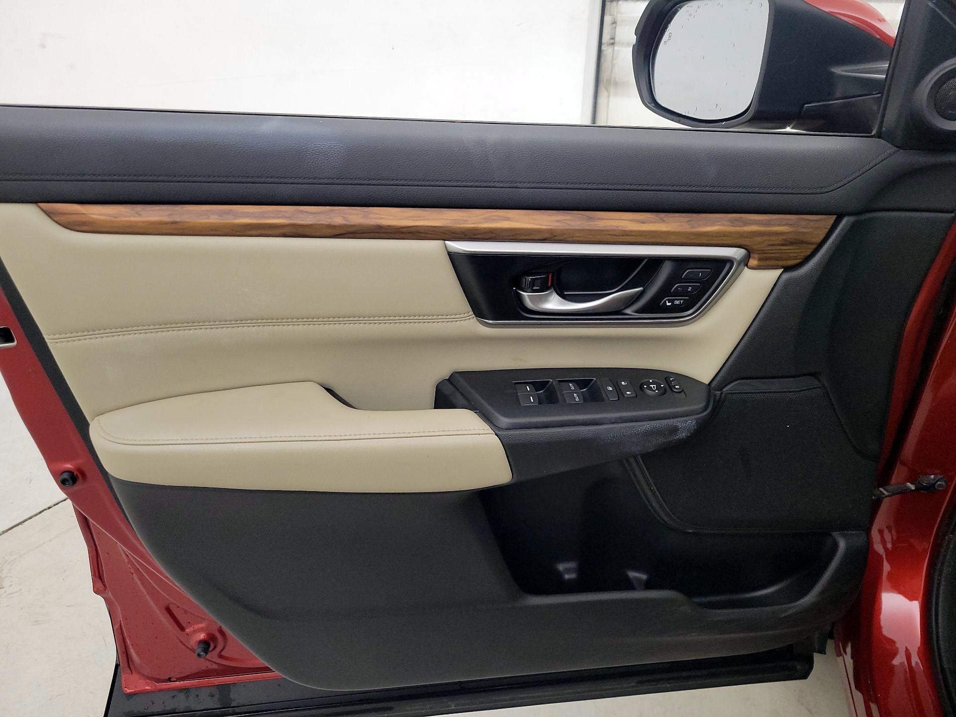 Thumbnail: 2019 Honda CR-V - 12