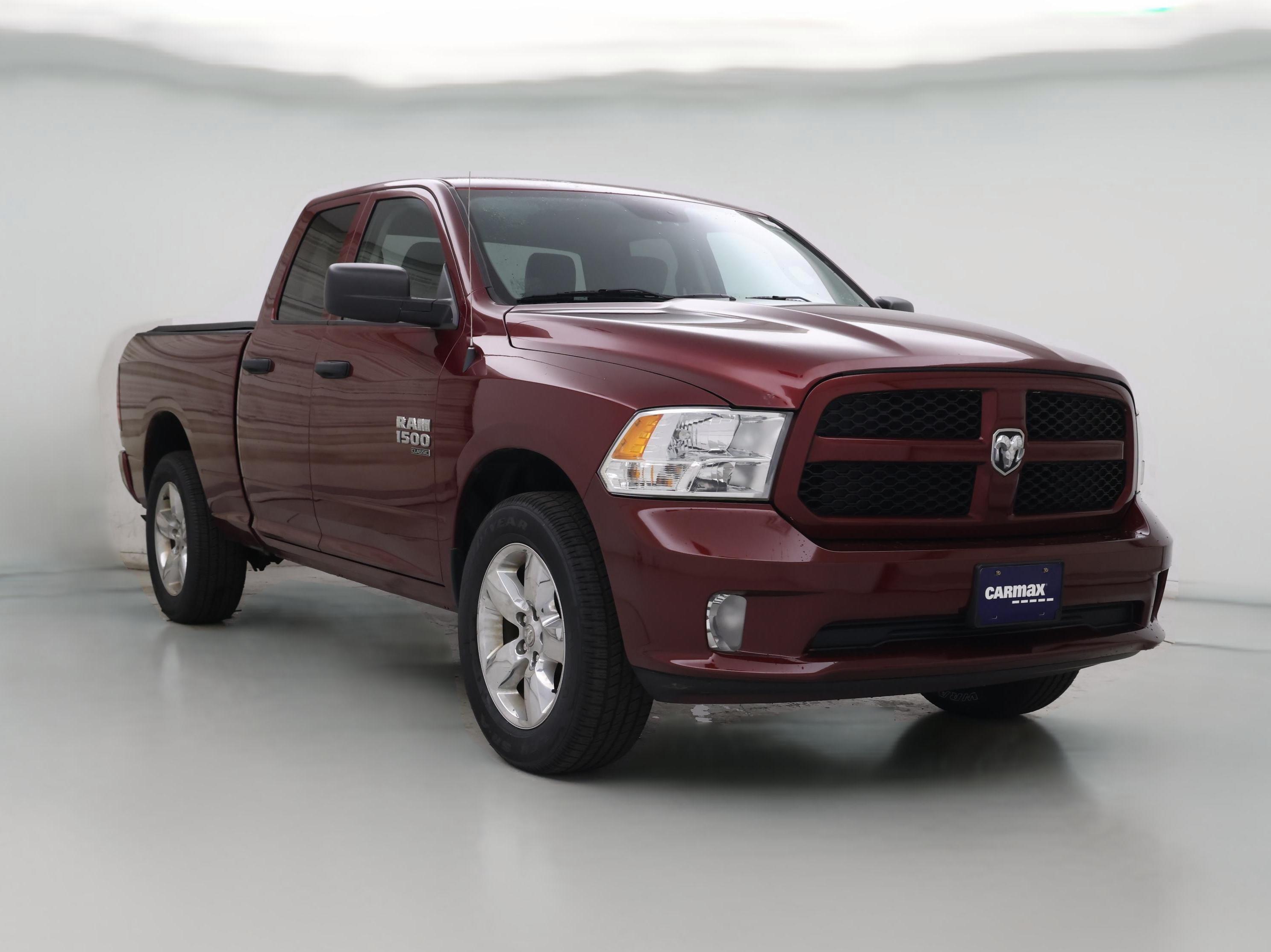 Thumbnail: 2019 RAM 1500 Classic - 1