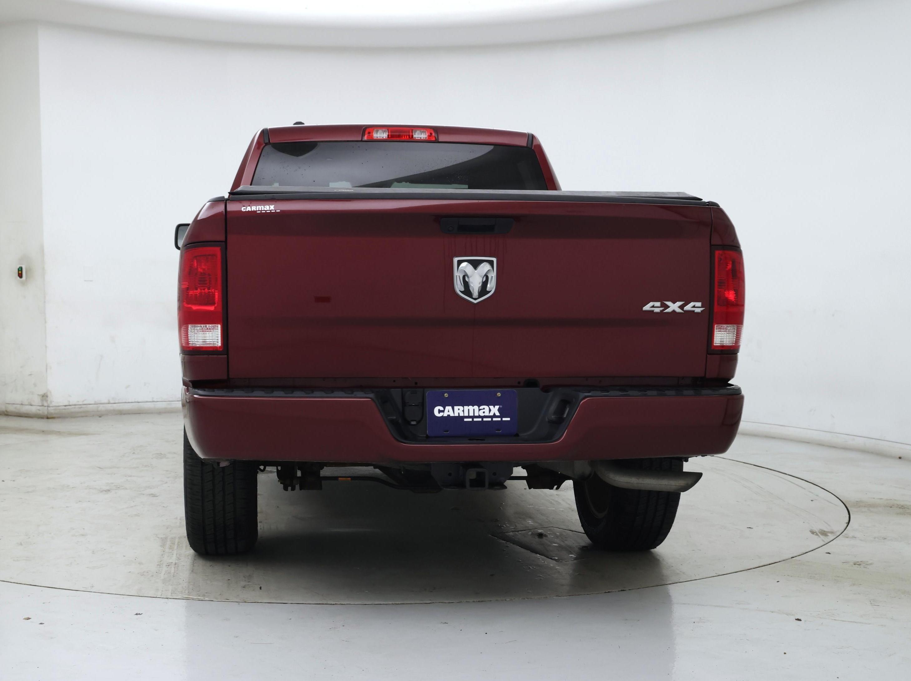 Thumbnail: 2019 RAM 1500 Classic - 6
