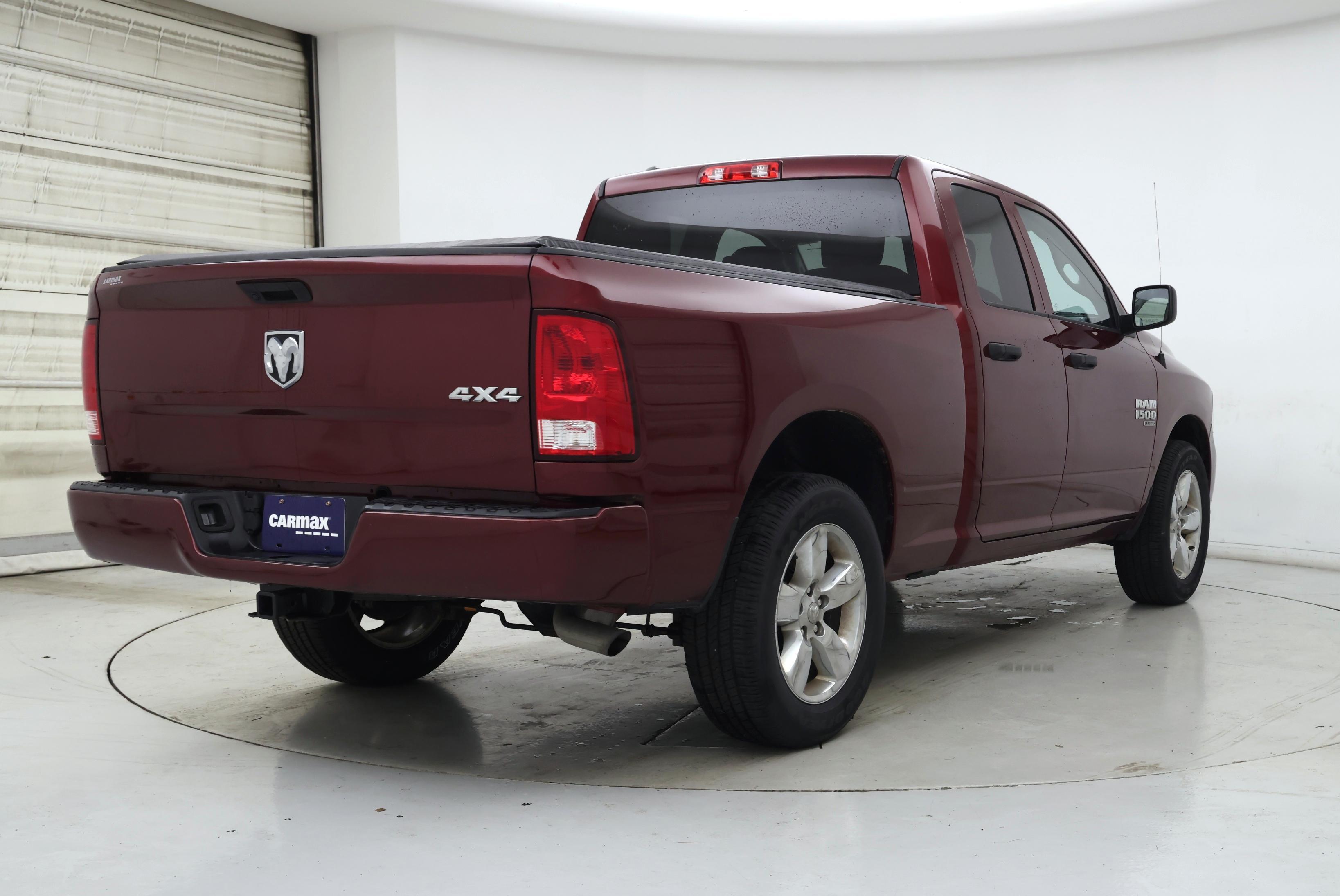 Thumbnail: 2019 RAM 1500 Classic - 8
