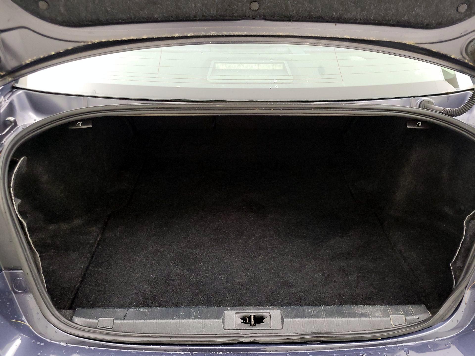 Thumbnail: 2015 Subaru Legacy - 20
