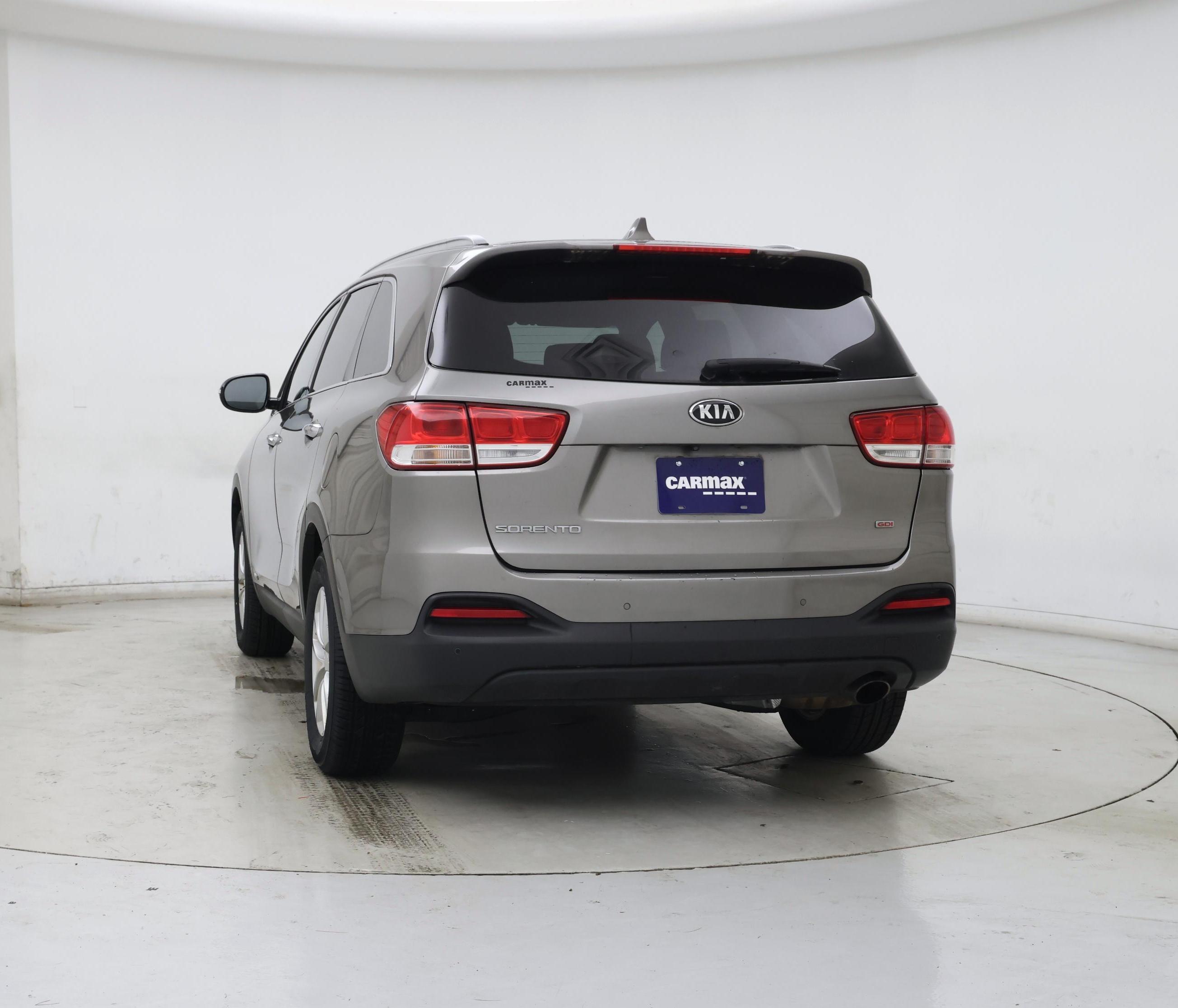 Thumbnail: 2016 Kia Sorento - 6