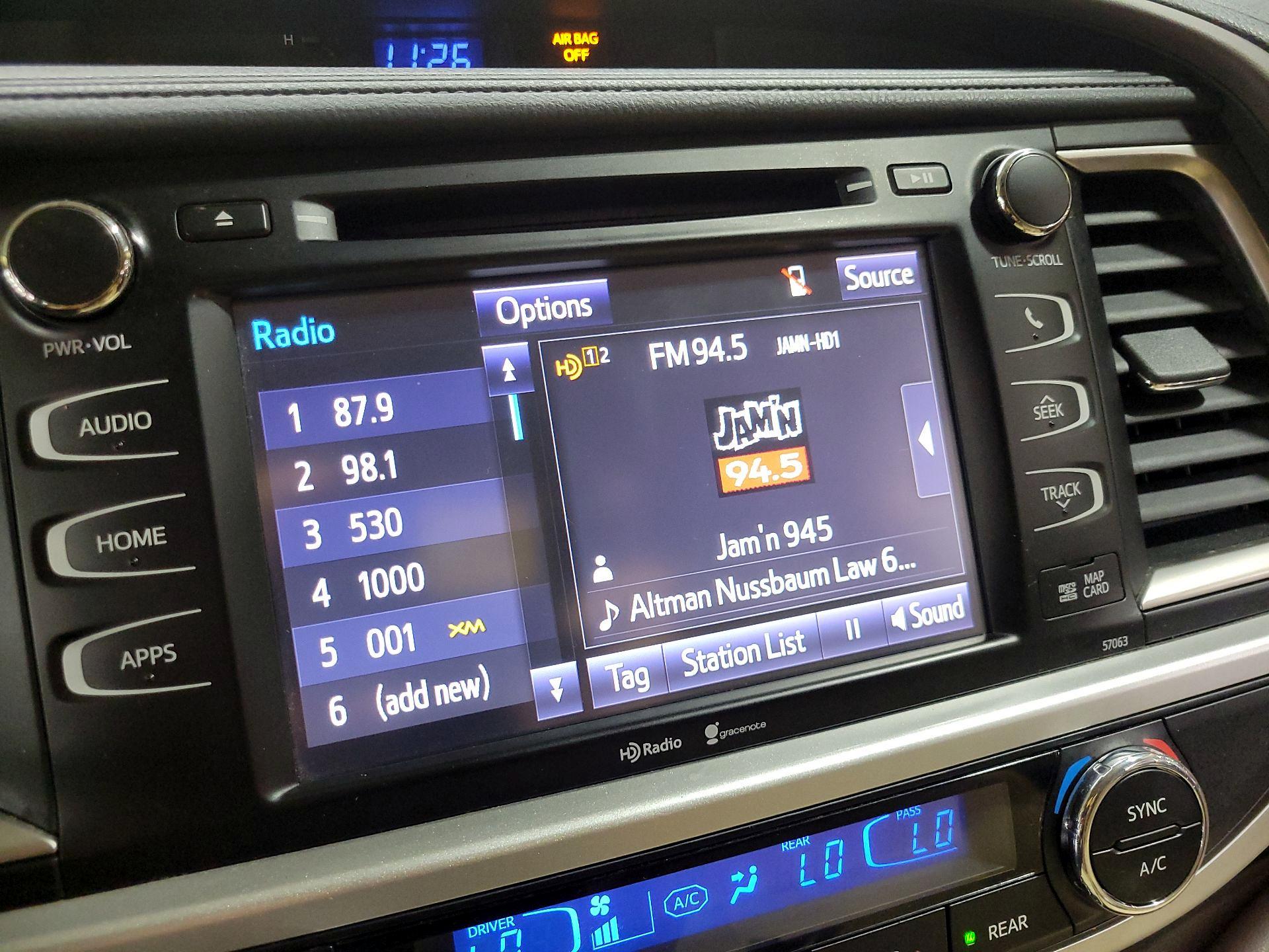 Thumbnail: 2014 Toyota Highlander - 15