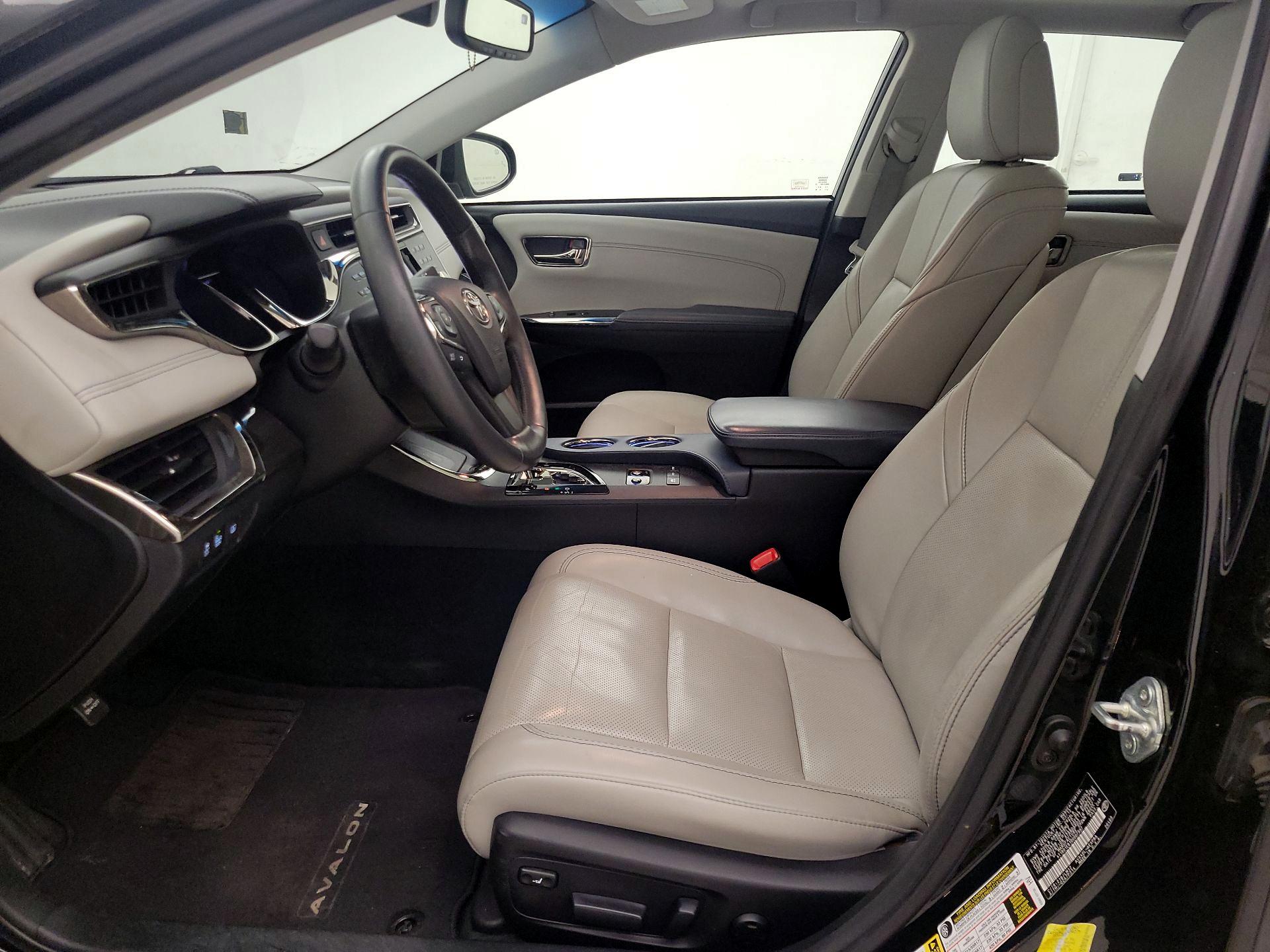 Thumbnail: 2013 Toyota Avalon - 11
