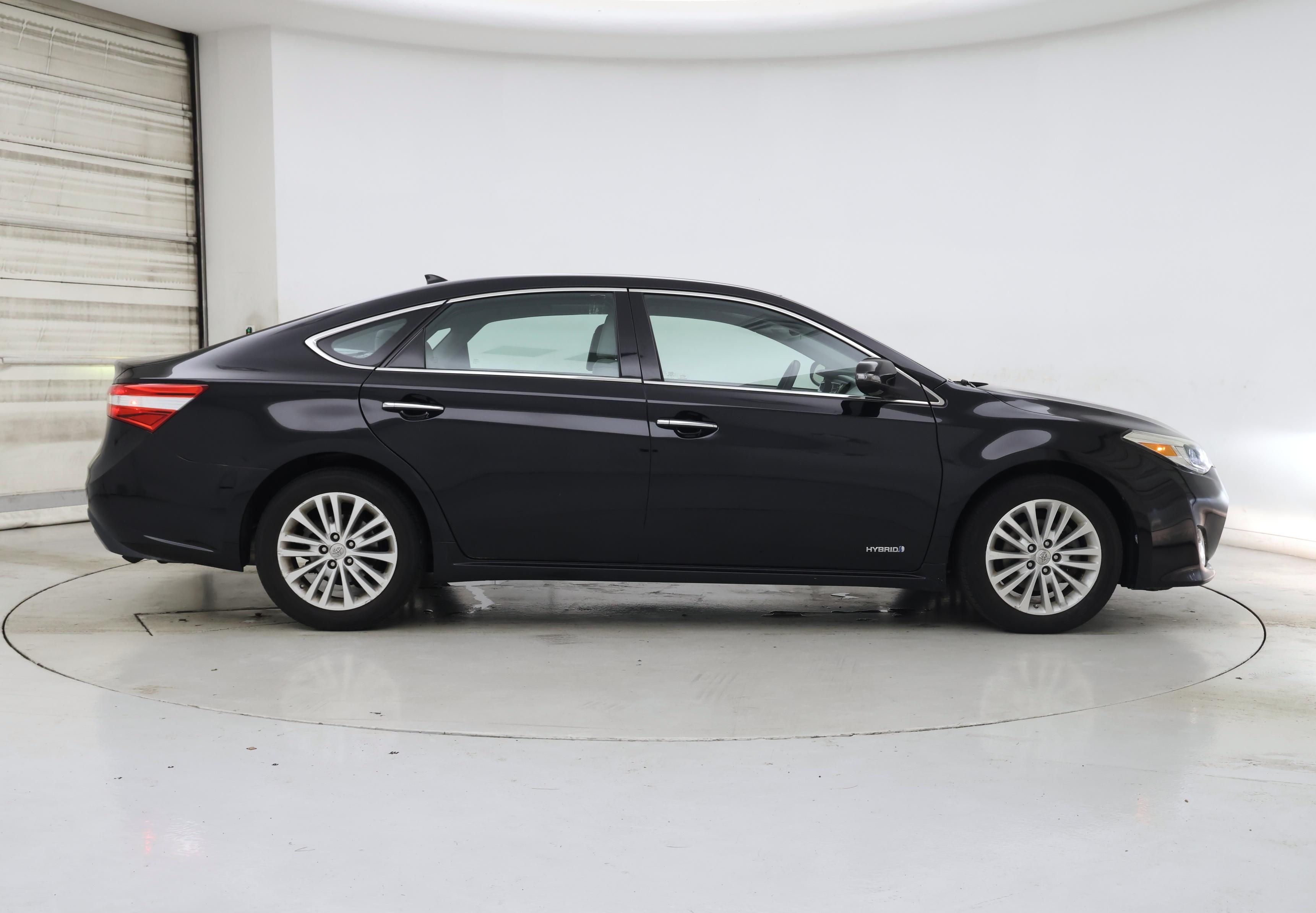 Thumbnail: 2013 Toyota Avalon - 7