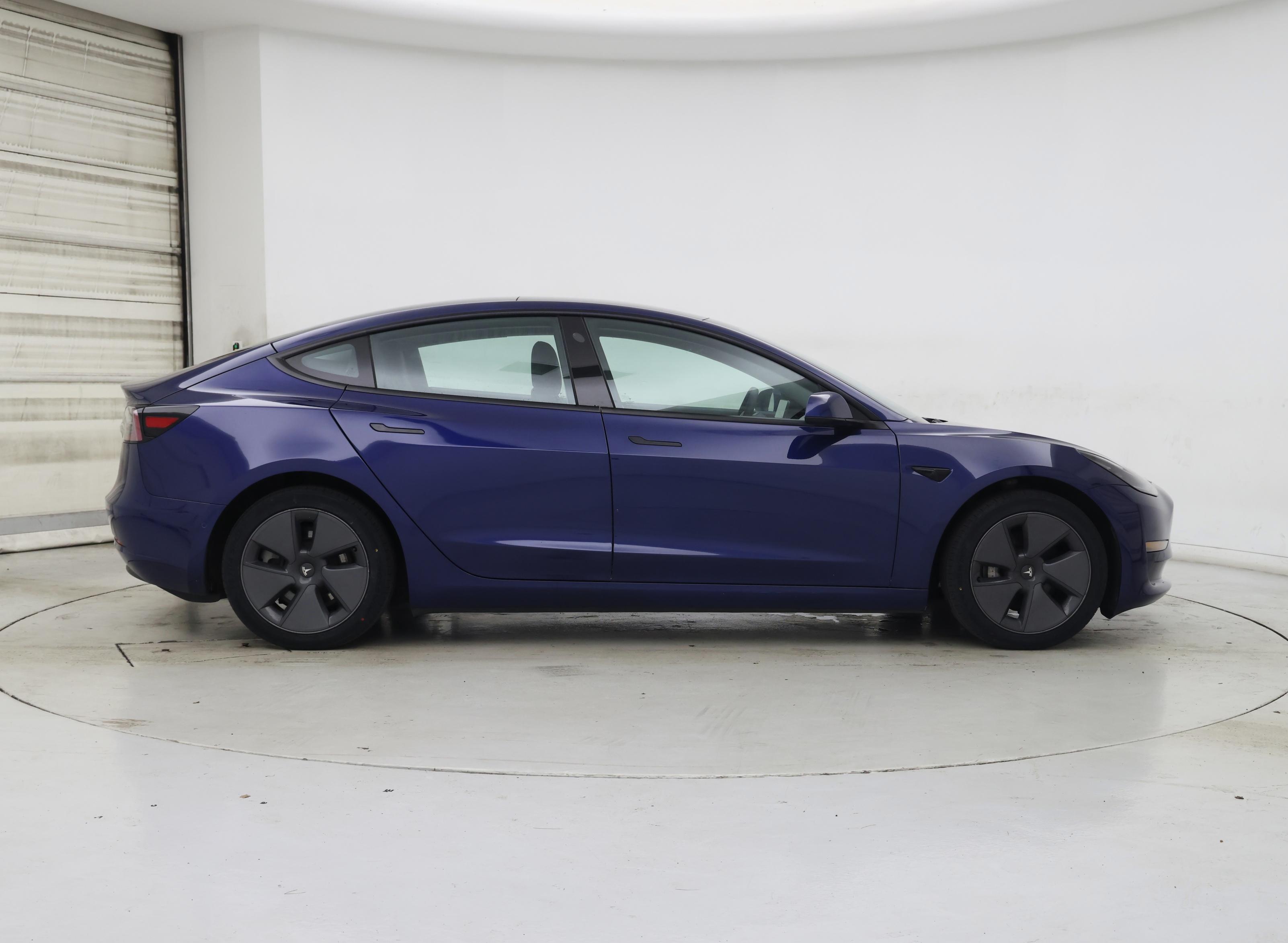 Thumbnail: 2021 Tesla Model 3 - 7