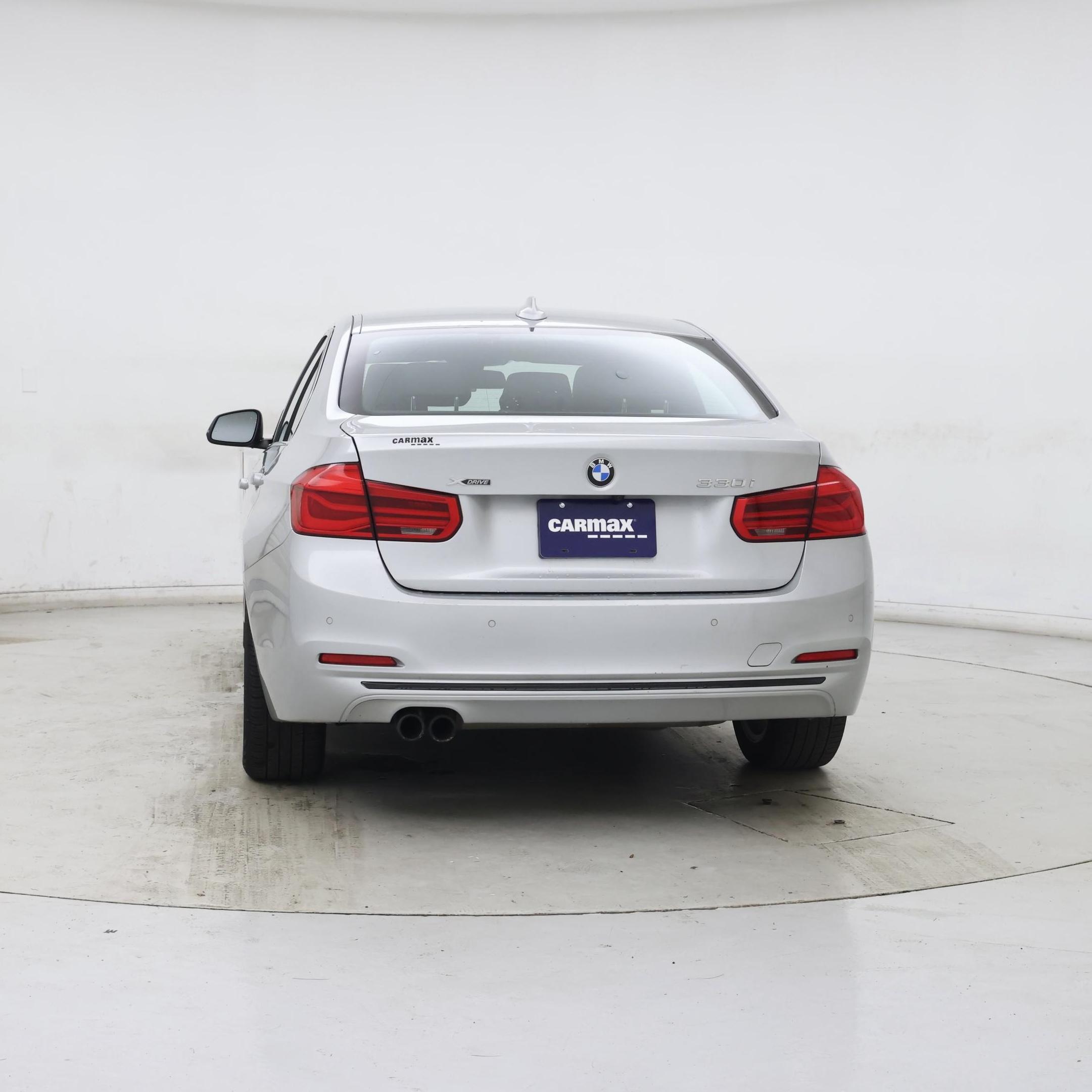 Thumbnail: 2017 BMW 3 Series - 6