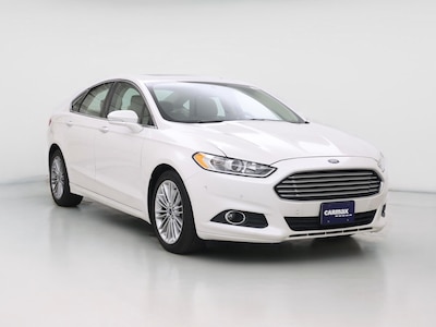 White 2013 Ford Fusion SE