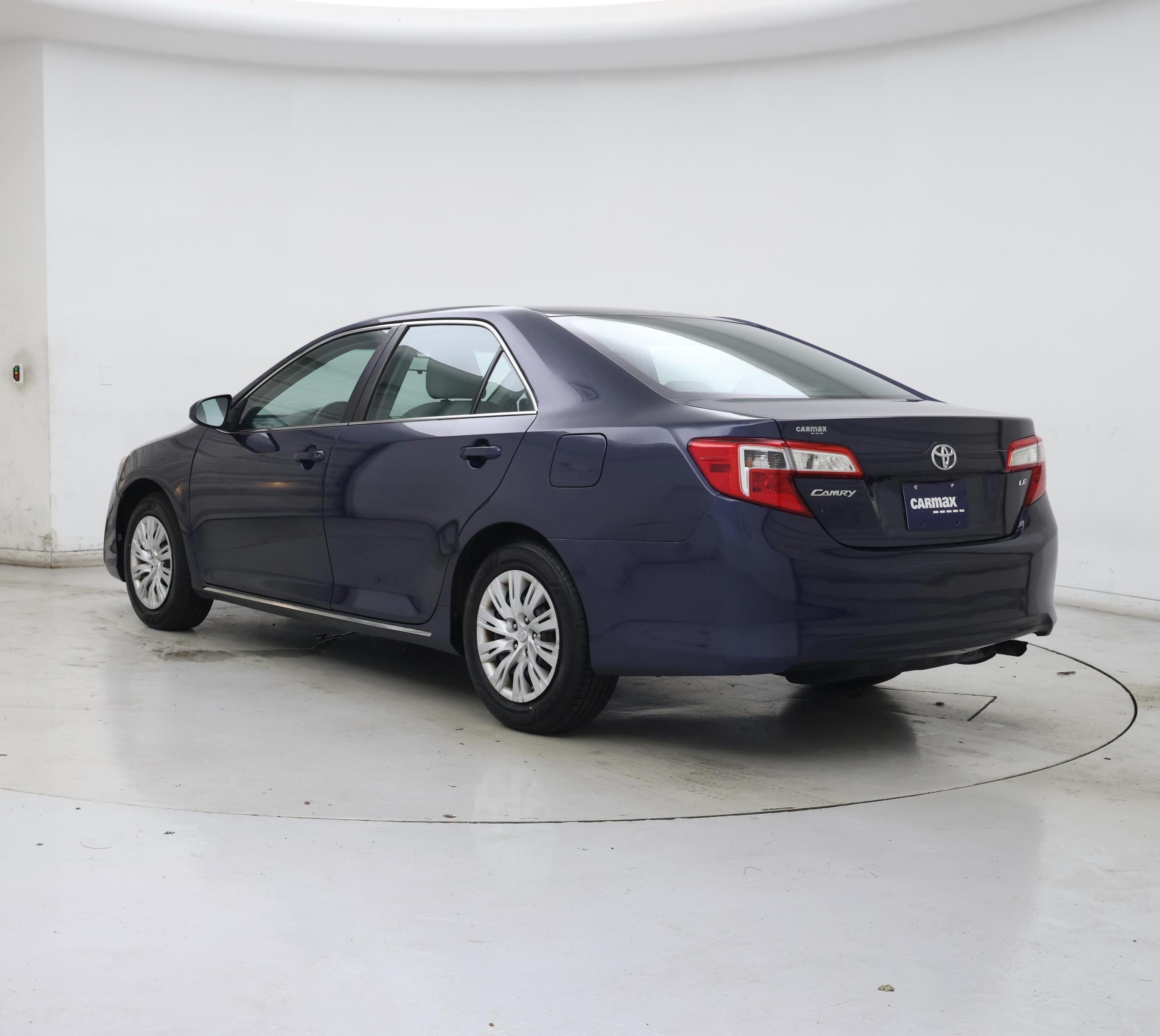 Thumbnail: 2014 Toyota Camry - 2