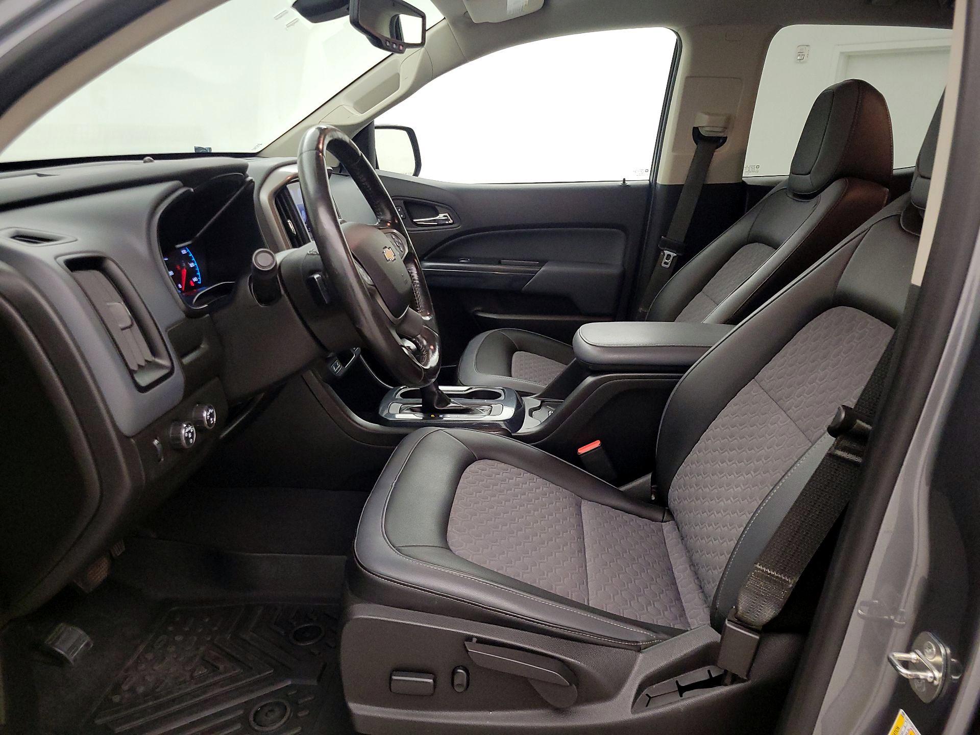 Thumbnail: 2019 Chevrolet Colorado - 11