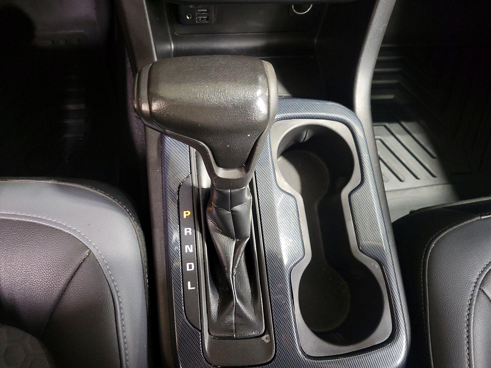 Thumbnail: 2019 Chevrolet Colorado - 17