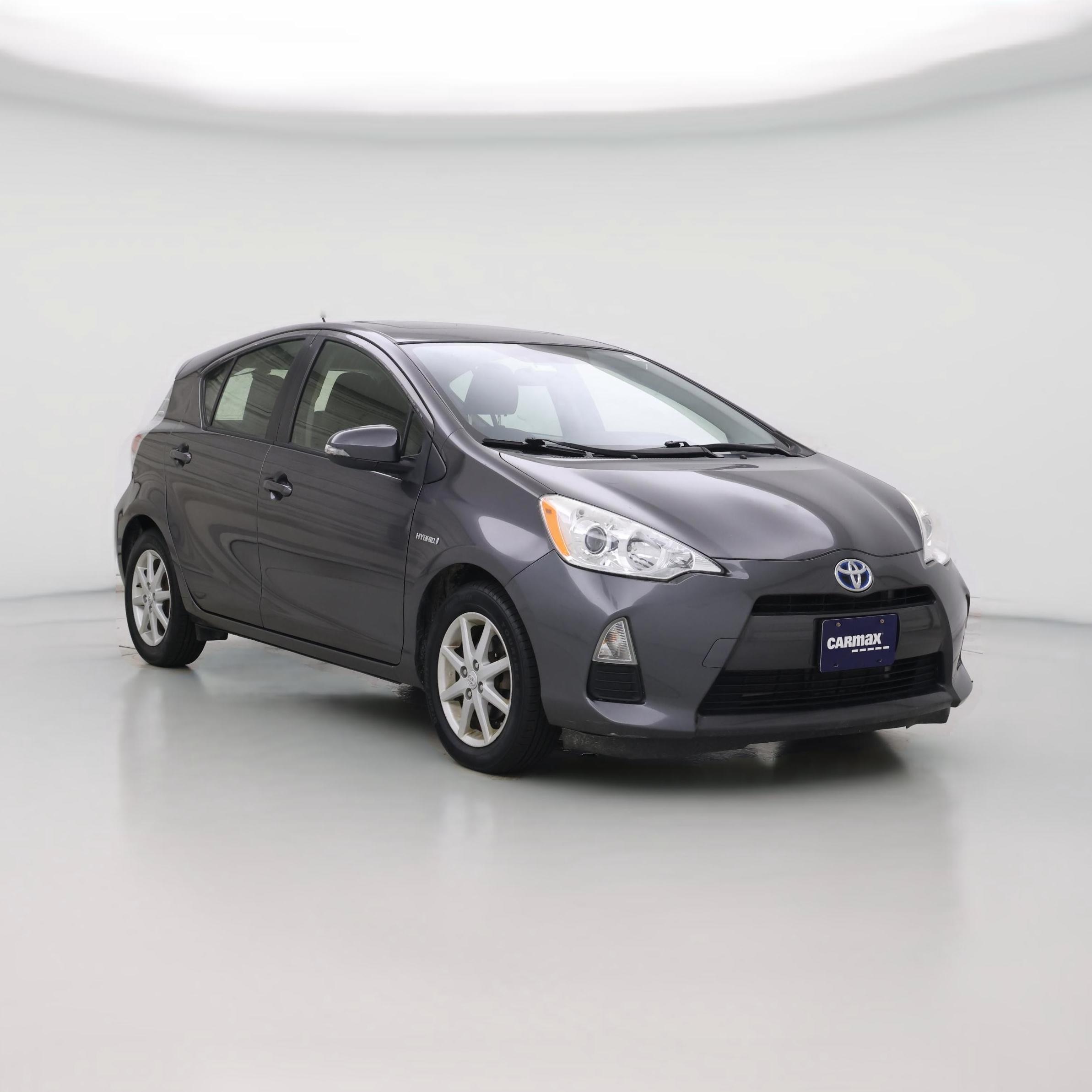 Thumbnail: 2013 Toyota Prius c - 1