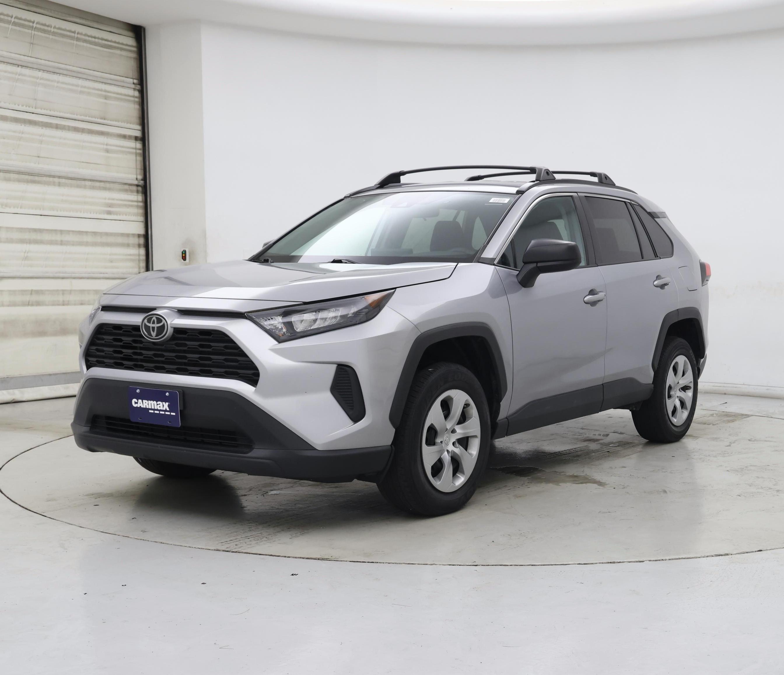 Thumbnail: 2021 Toyota RAV4 - 4