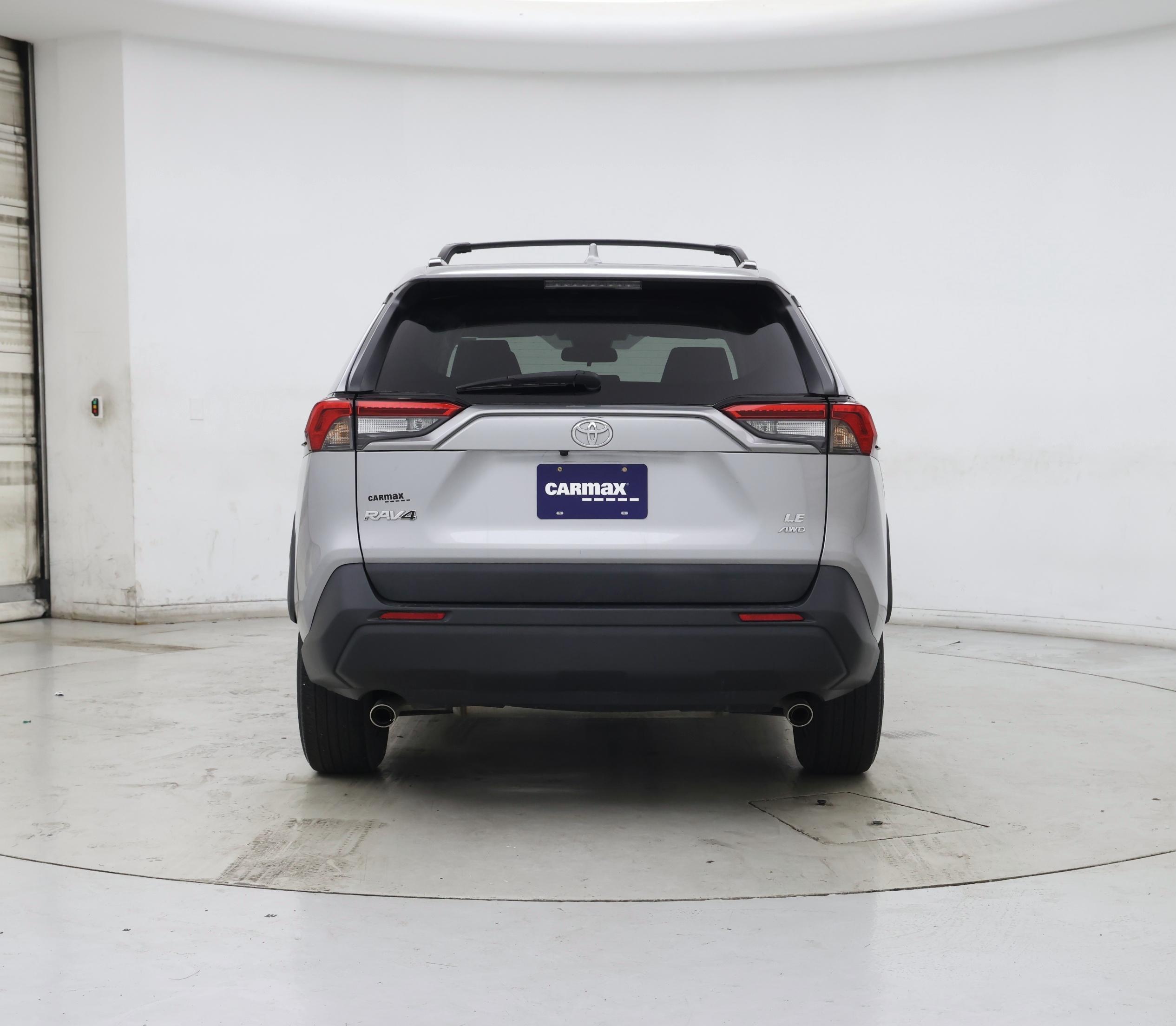 Thumbnail: 2021 Toyota RAV4 - 6