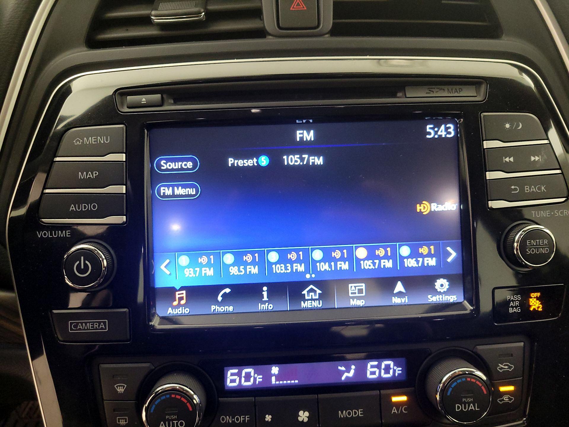 Thumbnail: 2016 Nissan Maxima - 16