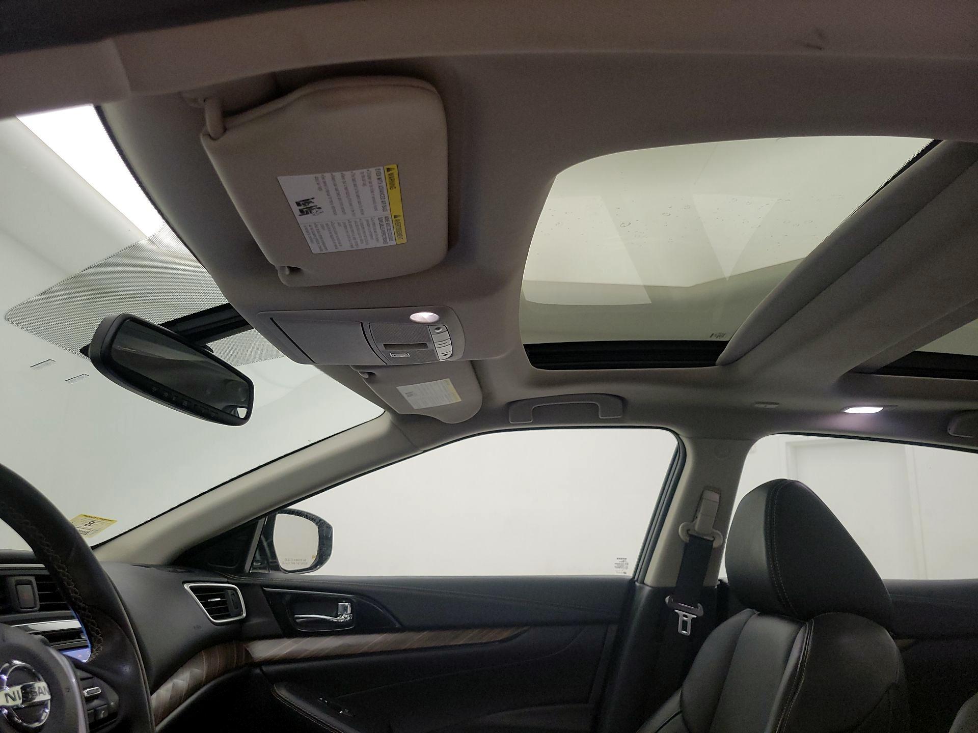 Thumbnail: 2016 Nissan Maxima - 20