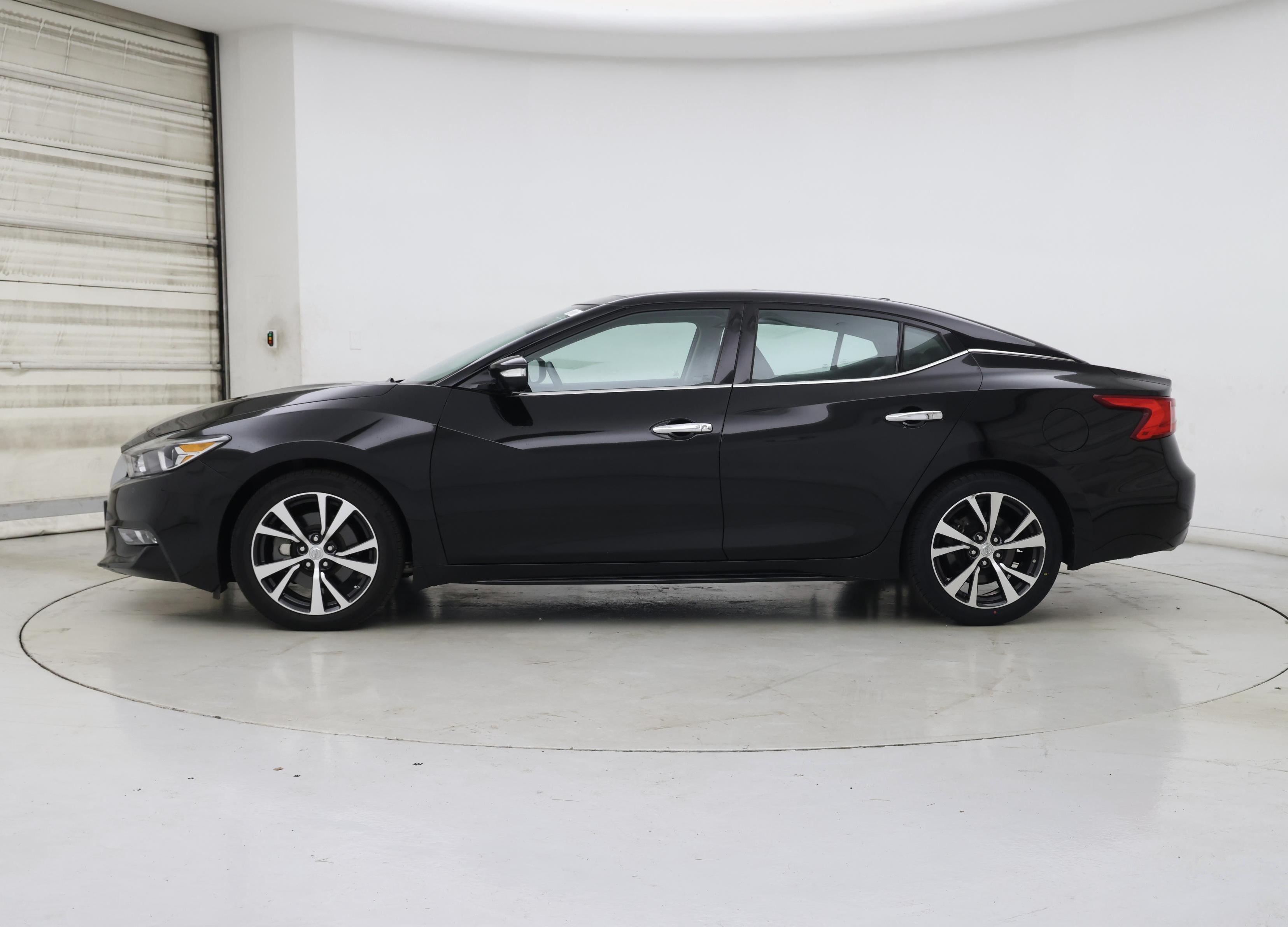 Thumbnail: 2016 Nissan Maxima - 3