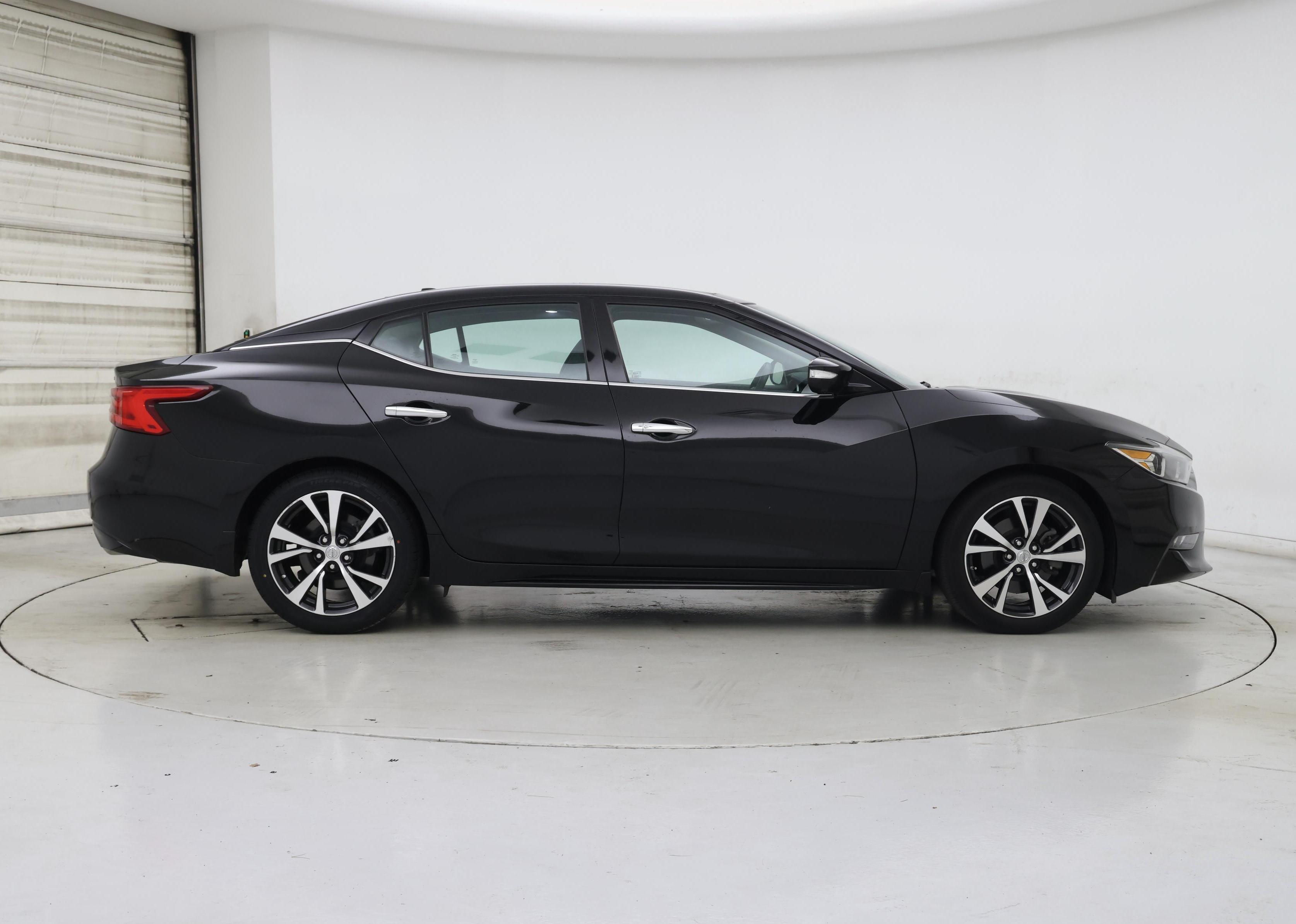 Thumbnail: 2016 Nissan Maxima - 7