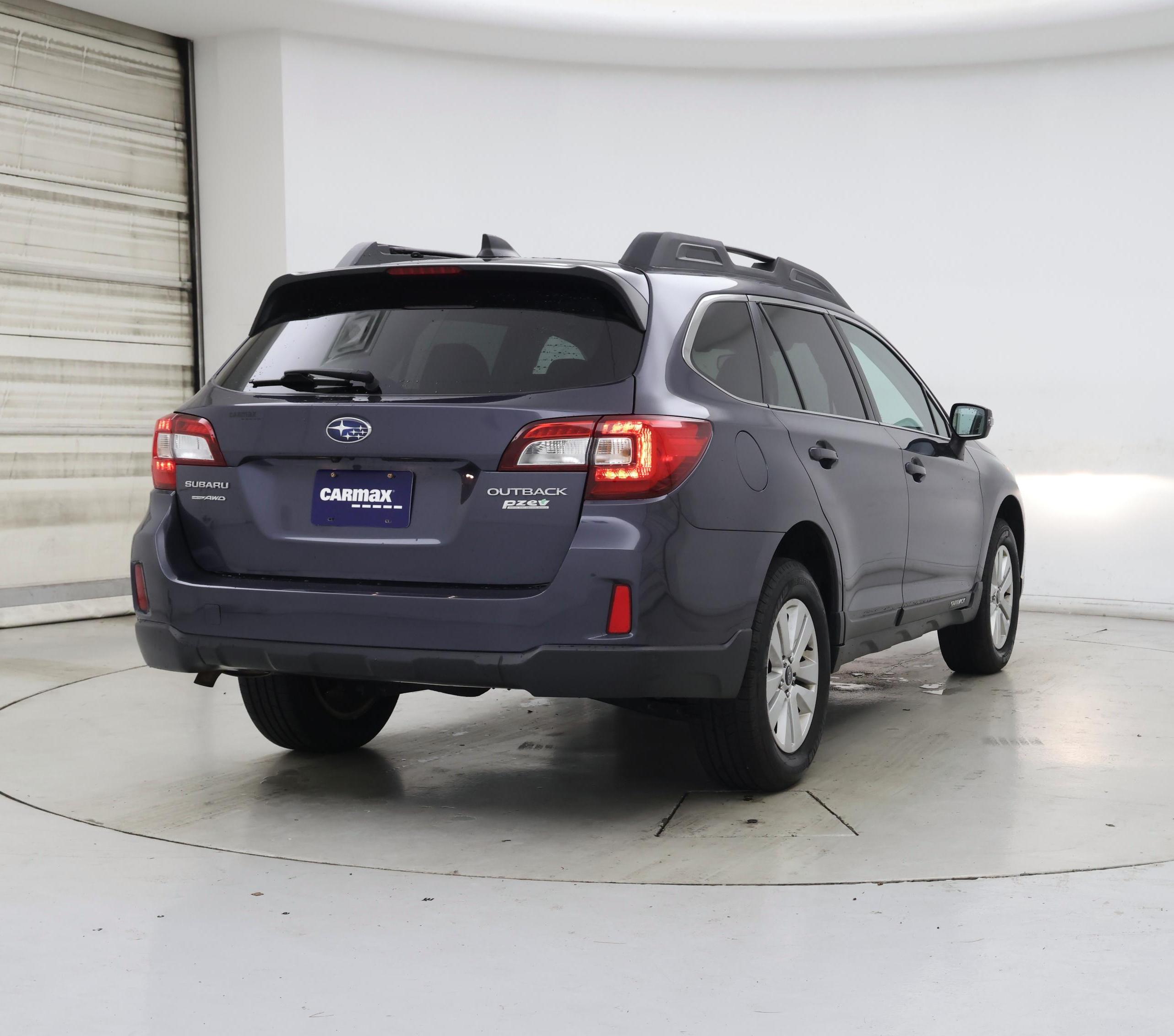 Thumbnail: 2016 Subaru Outback - 8