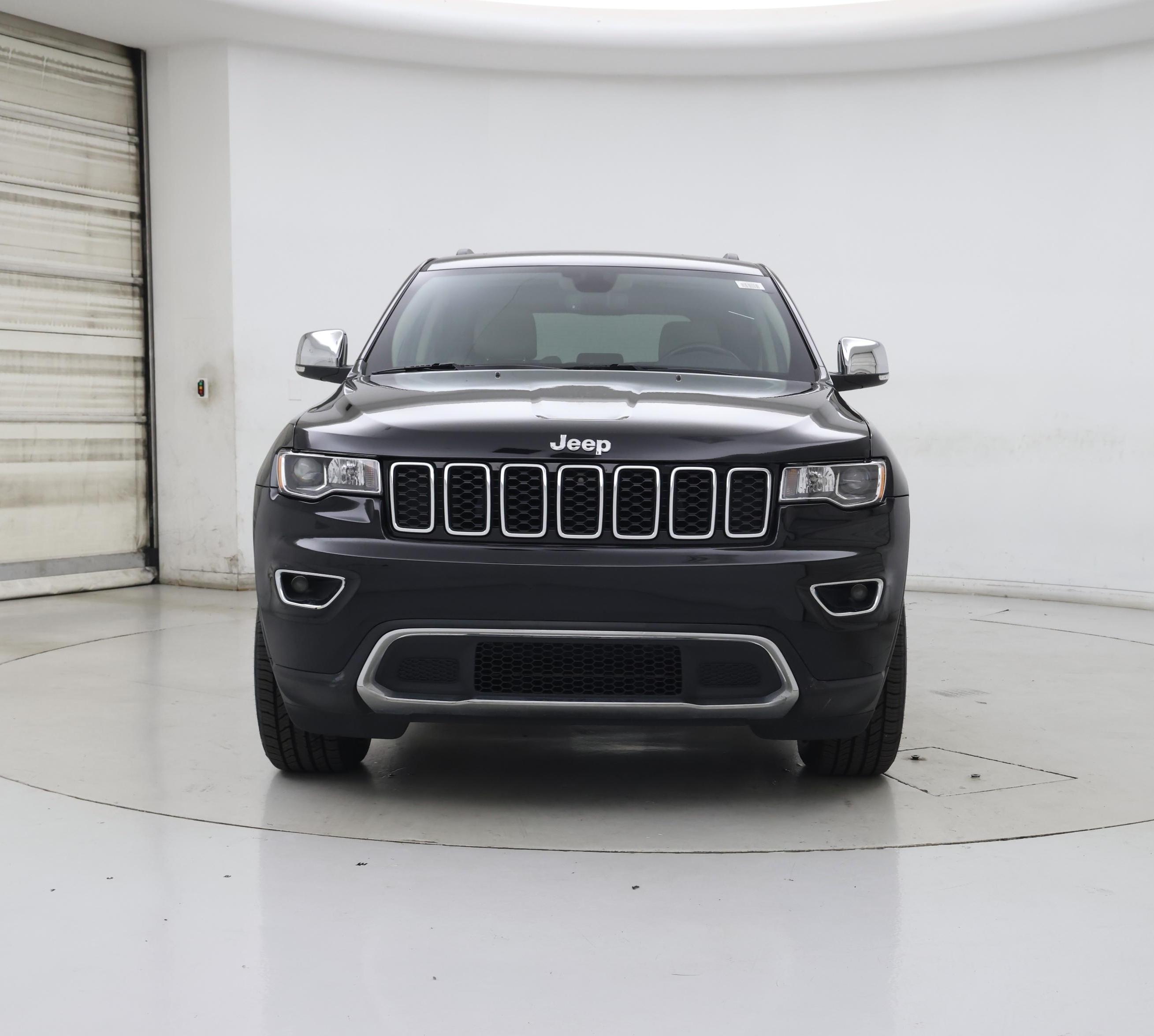 Thumbnail: 2020 Jeep Grand Cherokee - 5