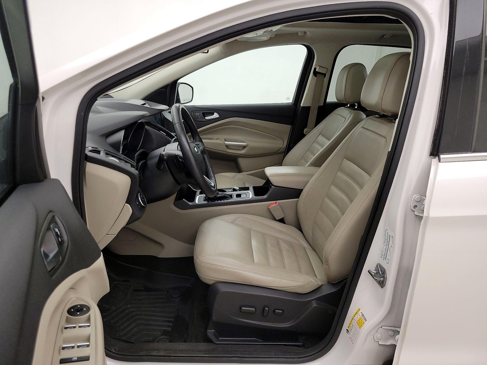 Thumbnail: 2017 Ford Escape - 11