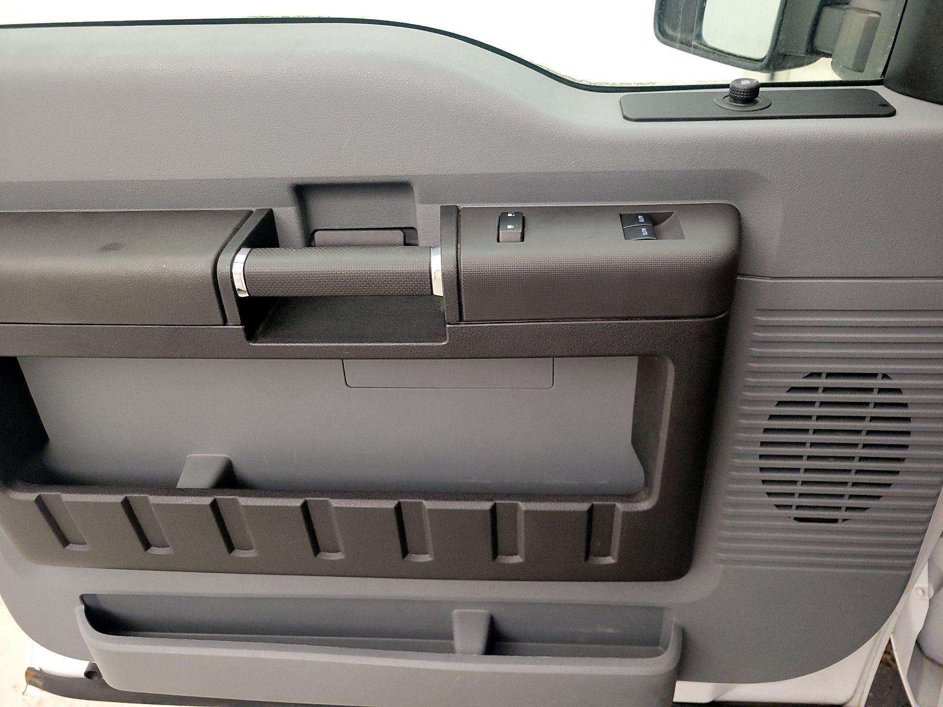 Thumbnail: 2016 Ford F-250 - 12