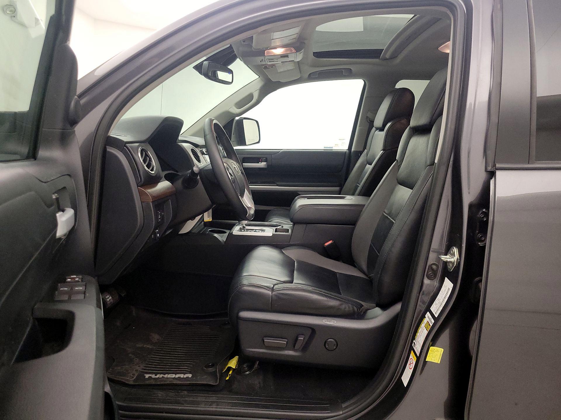Thumbnail: 2018 Toyota Tundra - 11