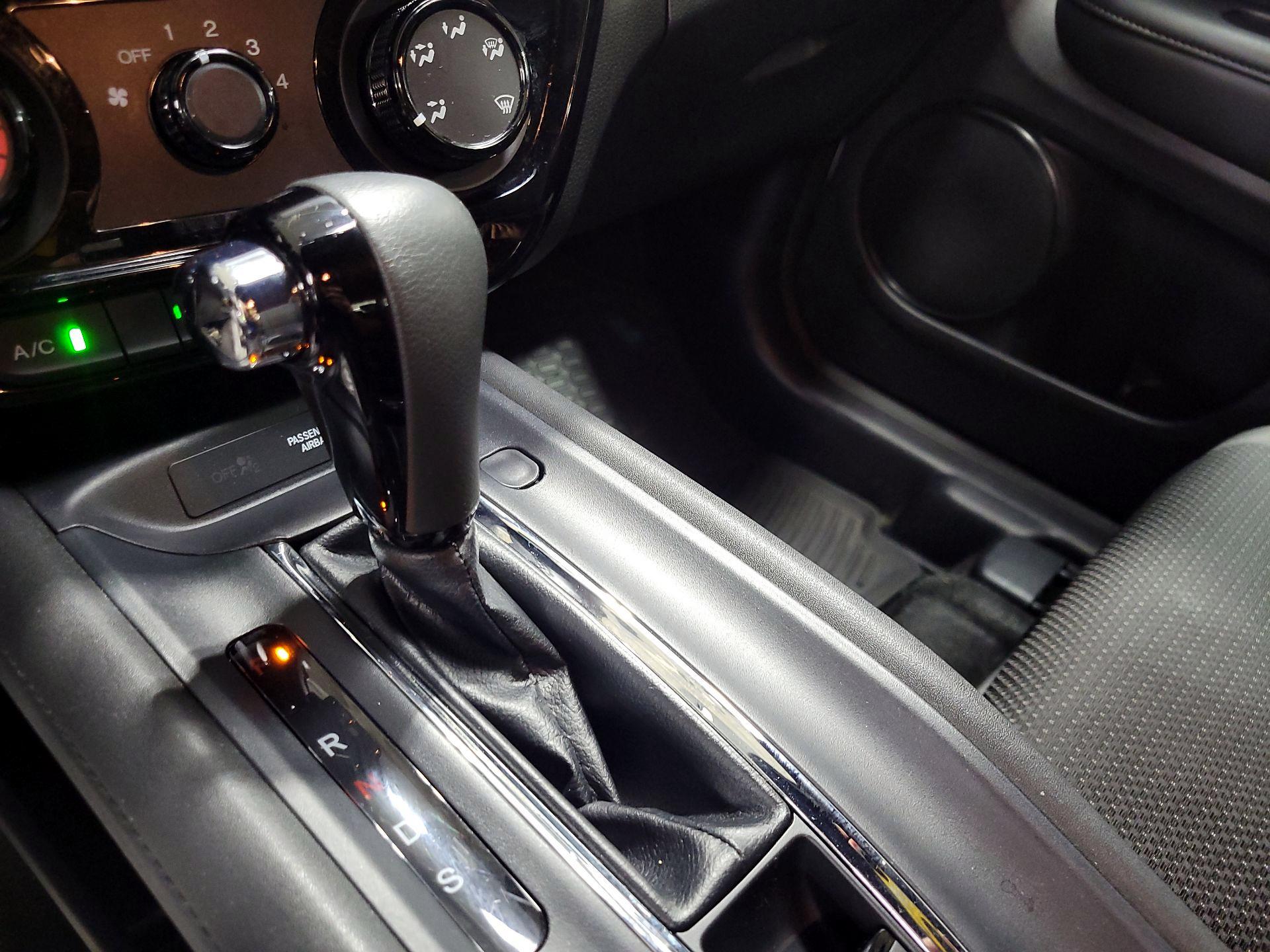 Thumbnail: 2019 Honda HR-V - 17