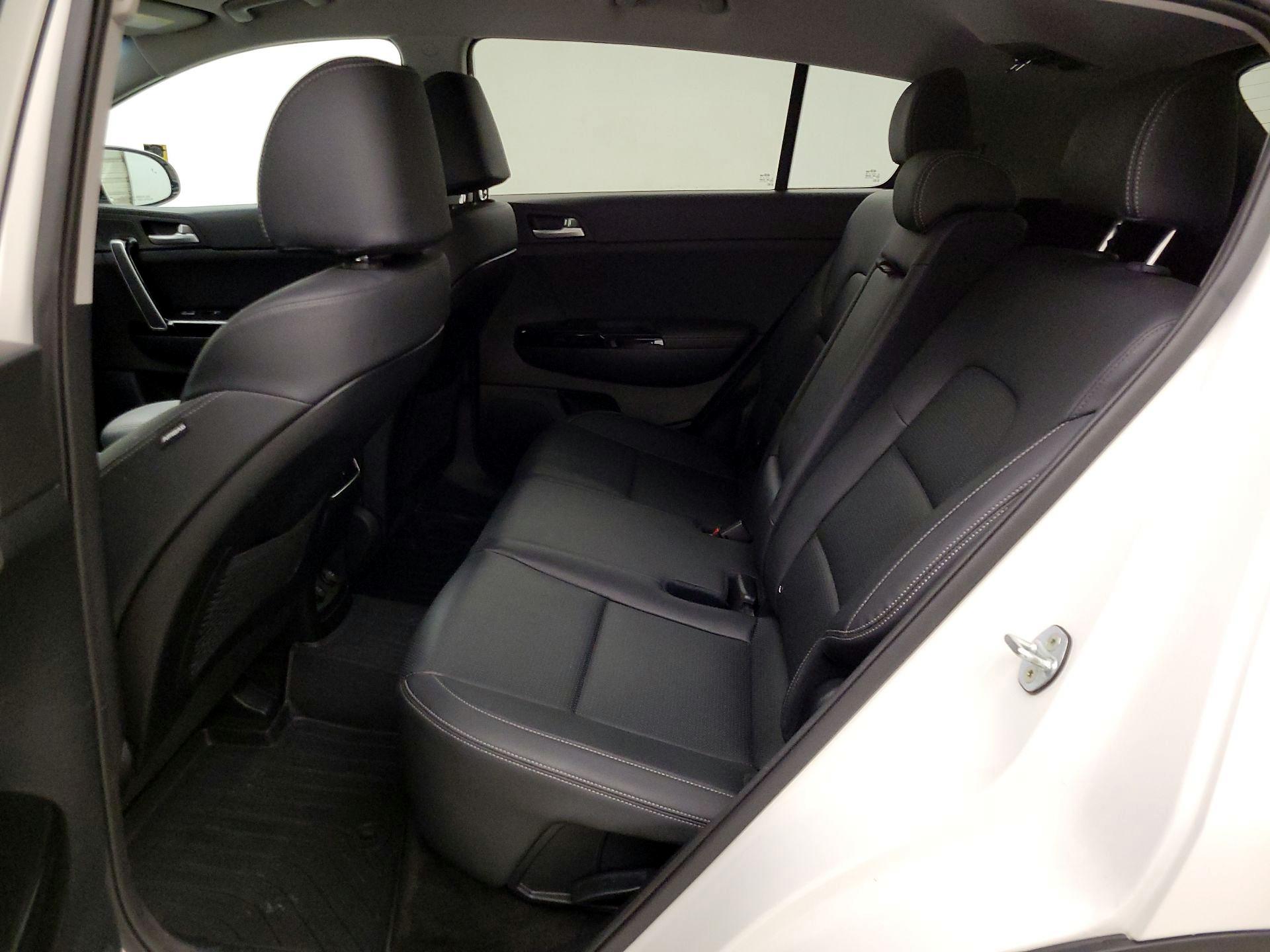 Thumbnail: 2020 Kia Sportage - 19