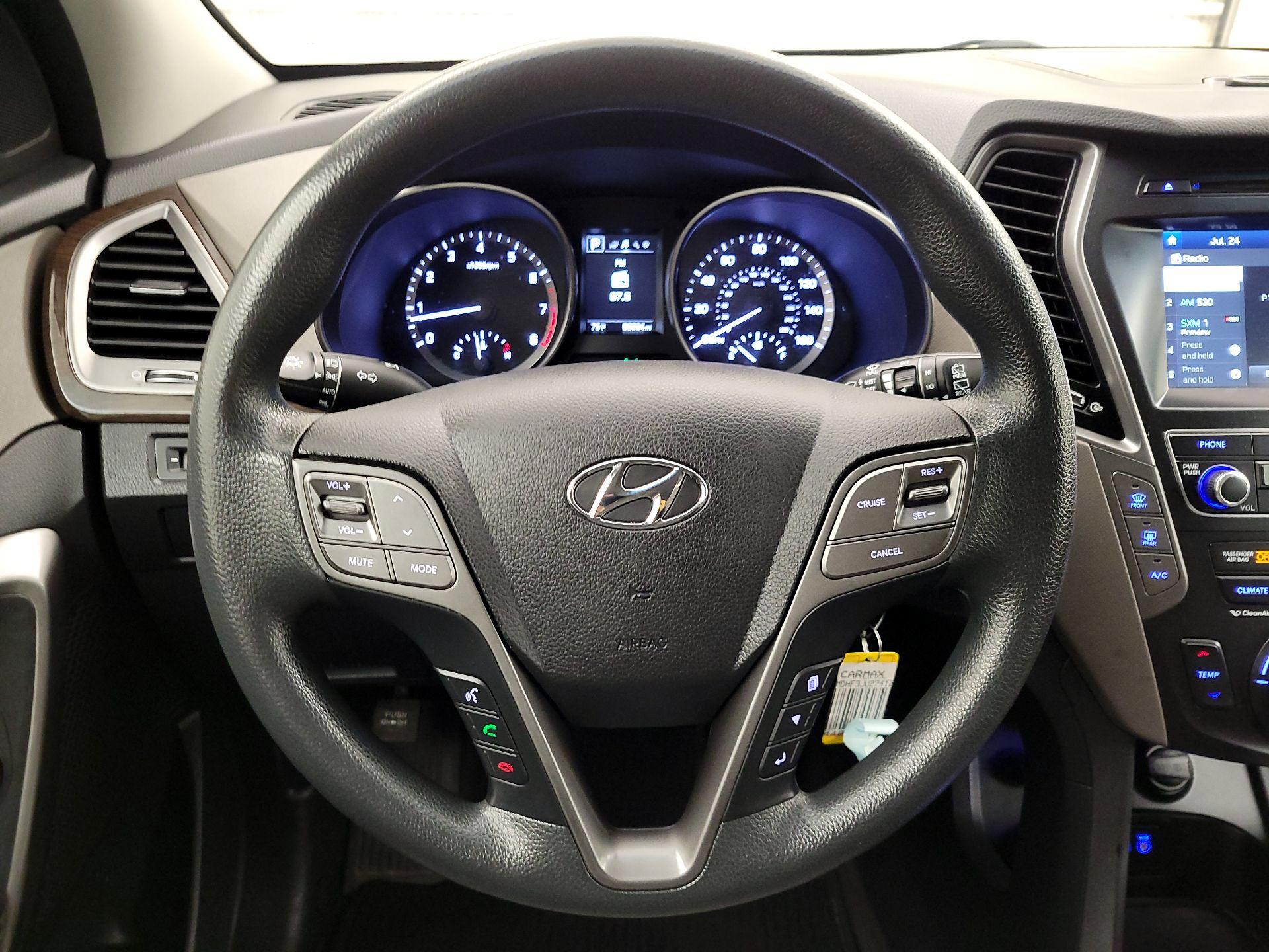 Thumbnail: 2018 Hyundai Santa Fe - 10