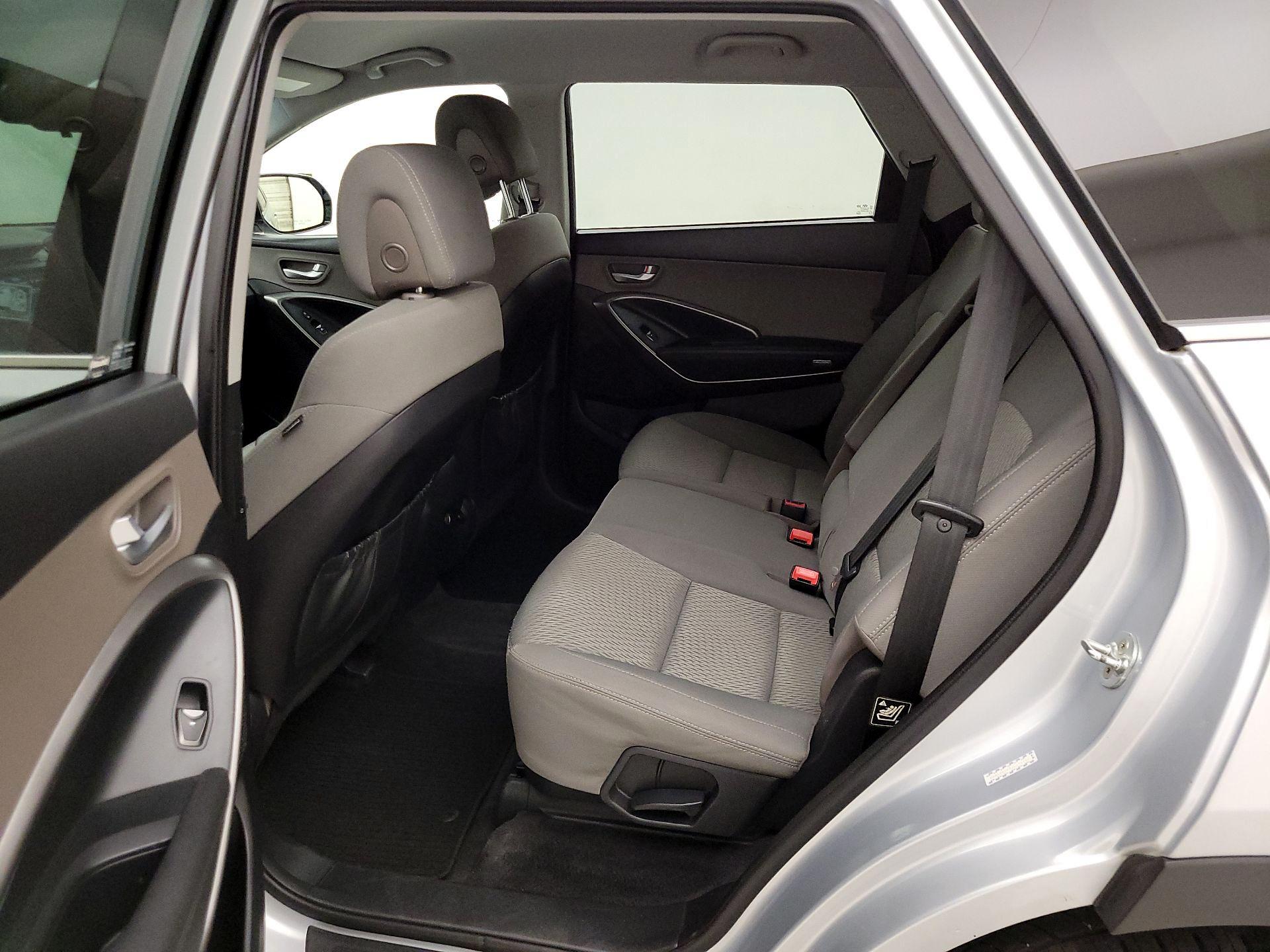 Thumbnail: 2018 Hyundai Santa Fe - 19