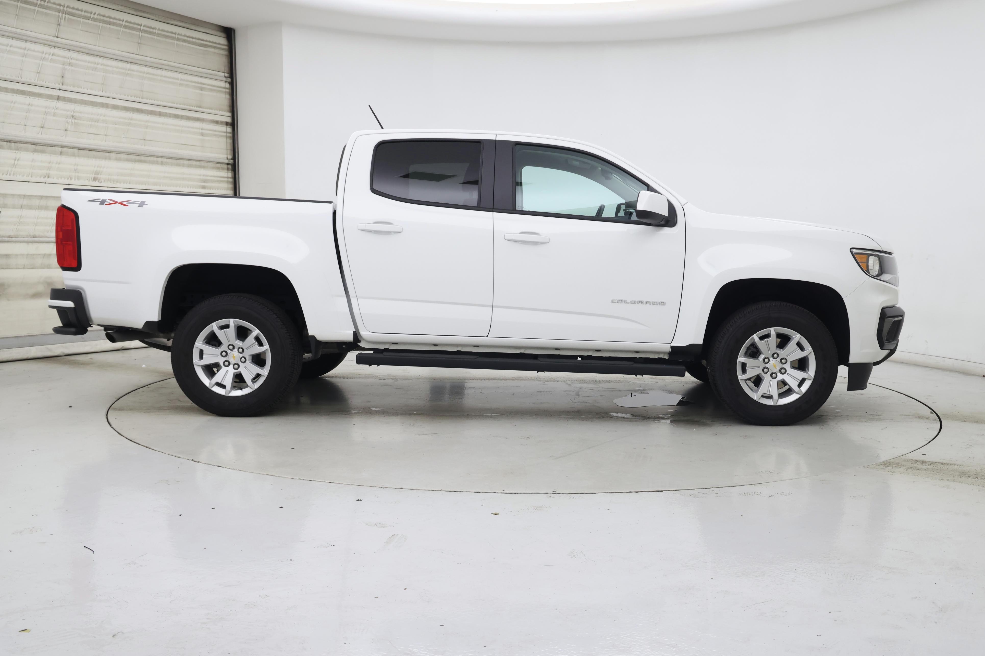 Thumbnail: 2022 Chevrolet Colorado - 7