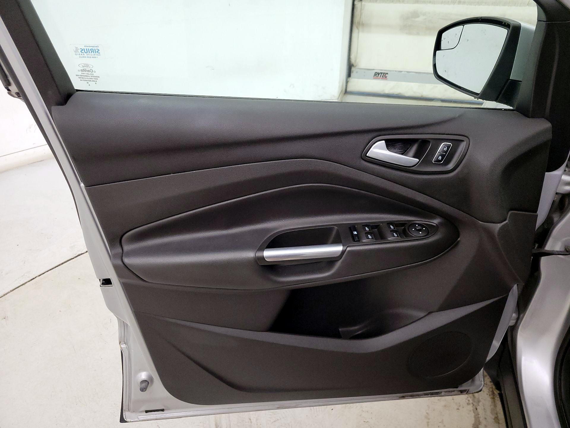 Thumbnail: 2015 Ford Escape - 12