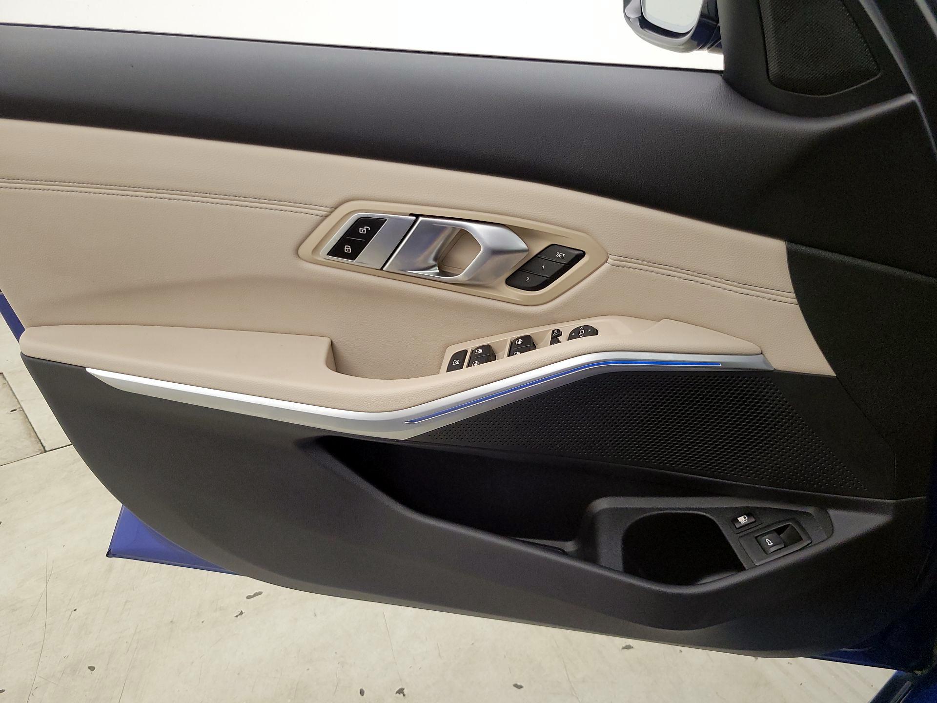 Thumbnail: 2021 BMW 3 Series - 12