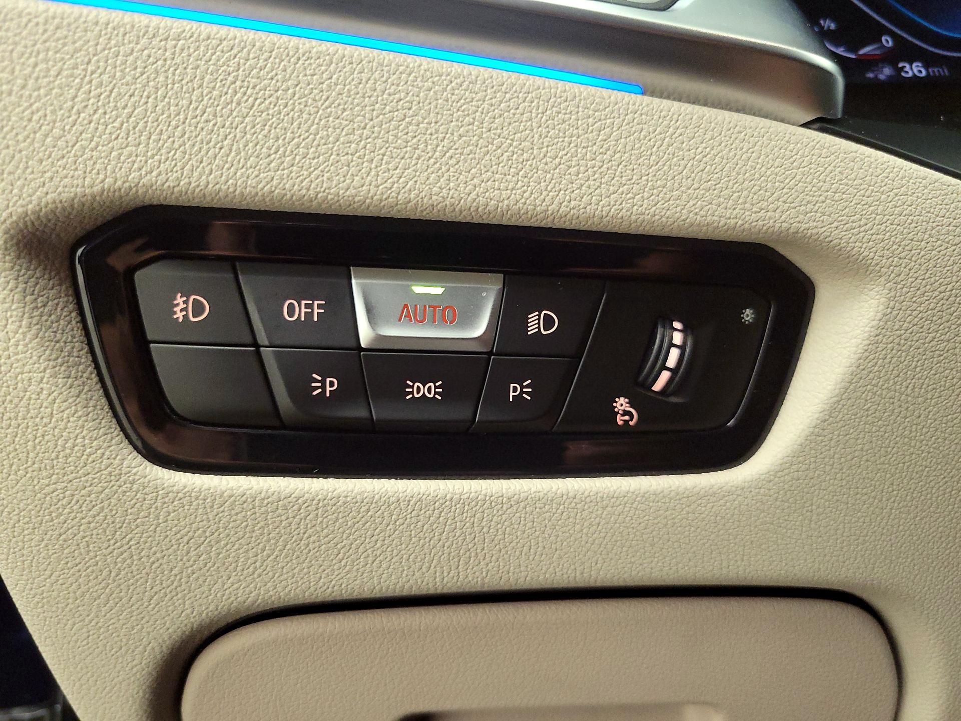 Thumbnail: 2021 BMW 3 Series - 13