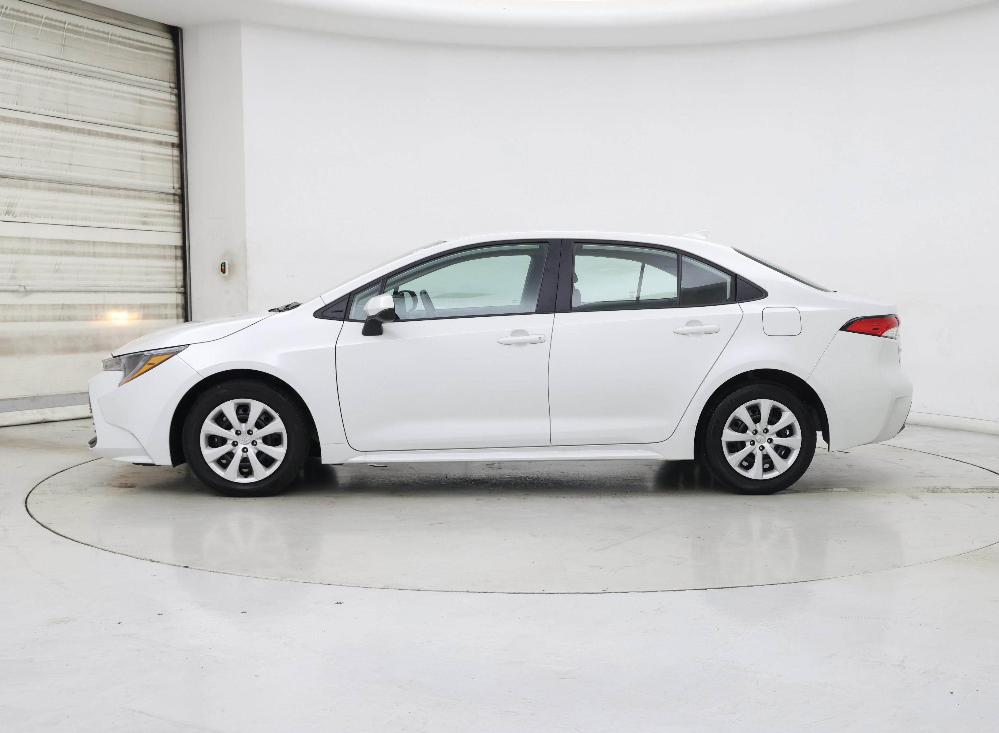 Thumbnail: 2024 Toyota Corolla - 3