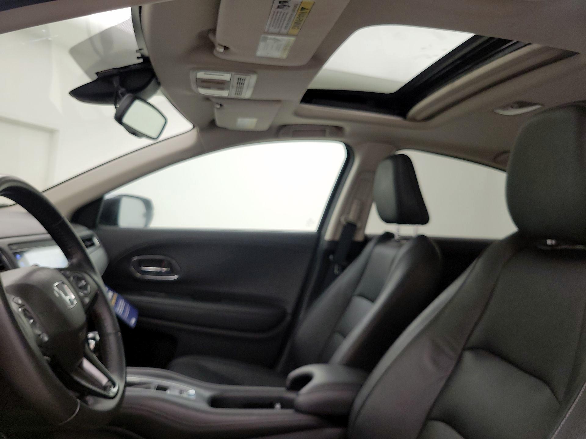 Thumbnail: 2019 Honda HR-V - 19