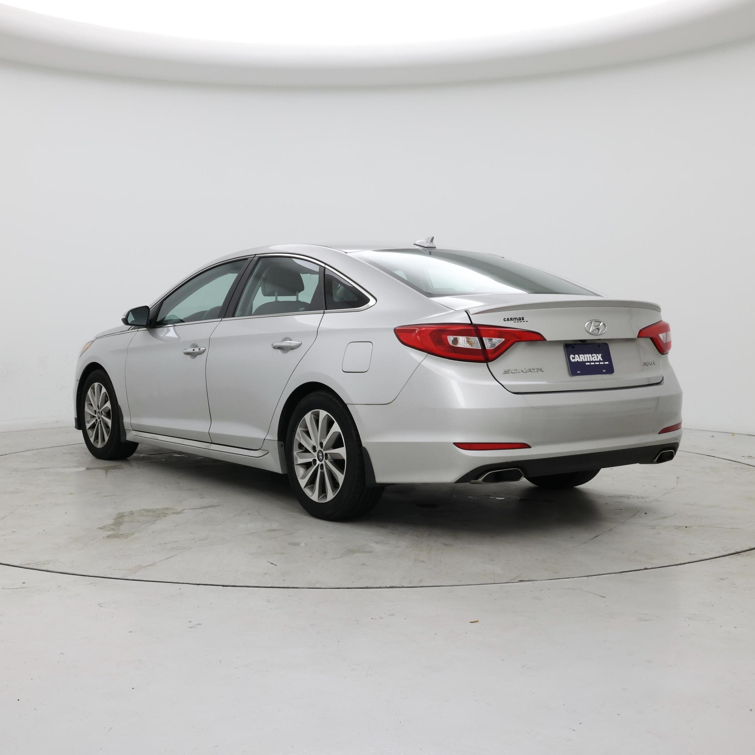 Thumbnail: 2016 Hyundai Sonata - 2
