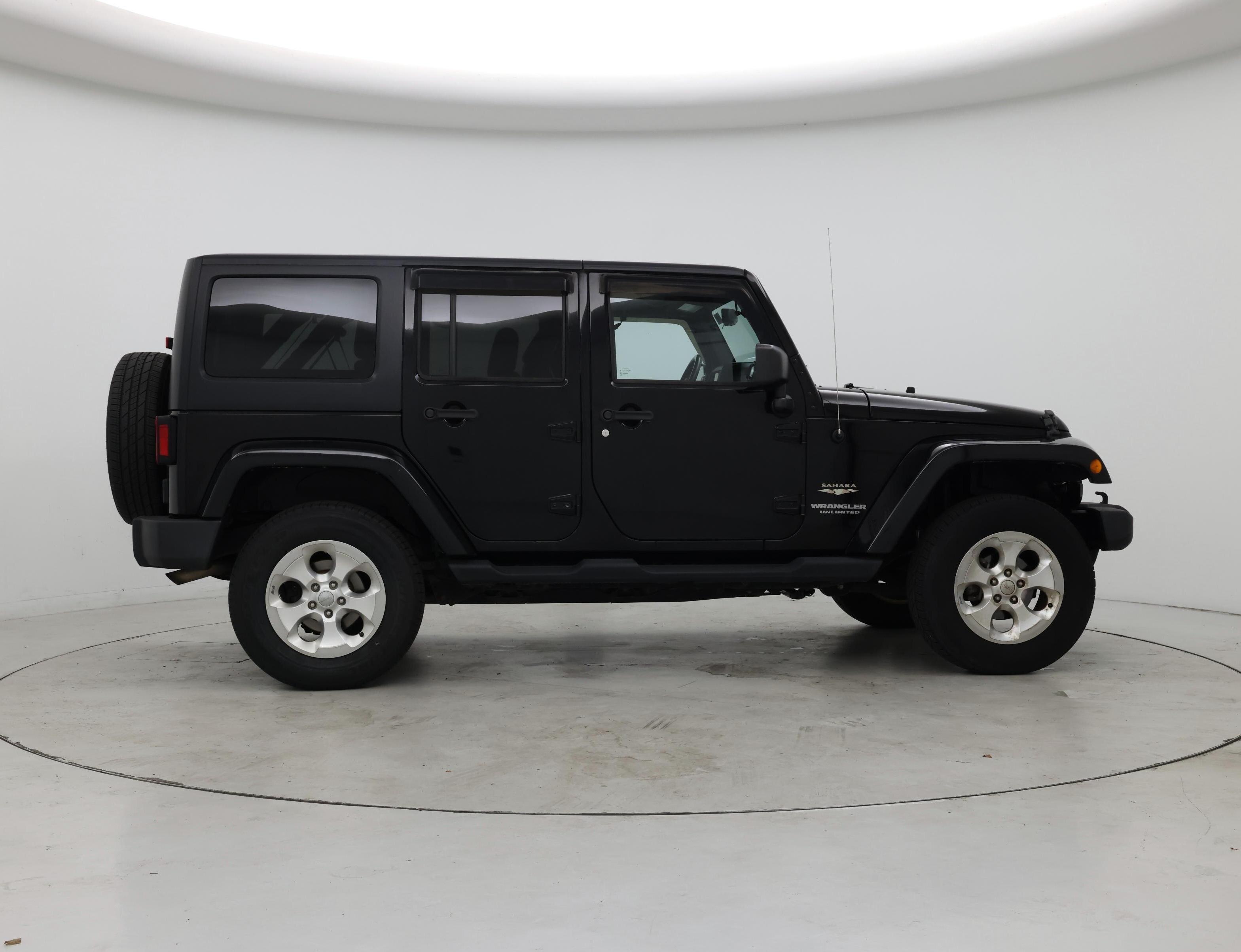 Thumbnail: 2015 Jeep Wrangler - 7