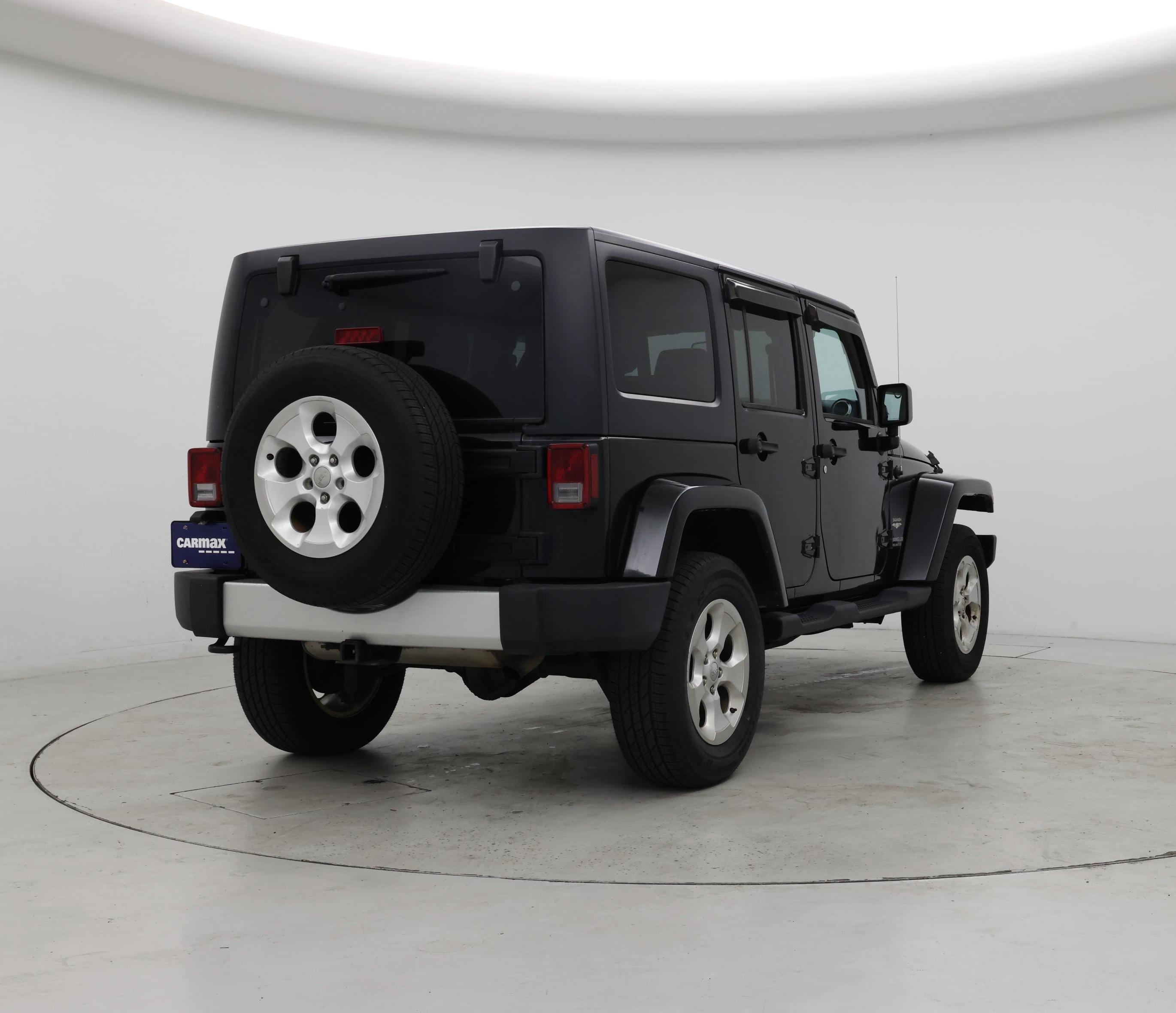 Thumbnail: 2015 Jeep Wrangler - 8