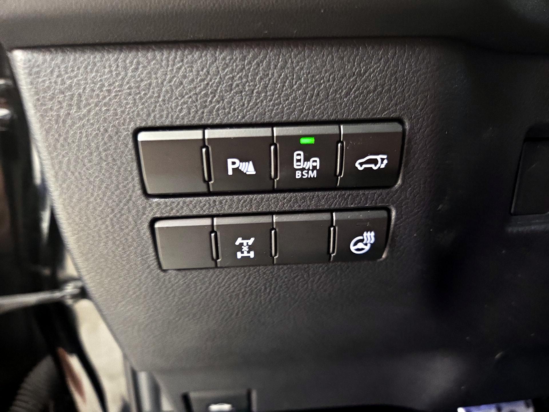 Thumbnail: 2016 Lexus NX - 13