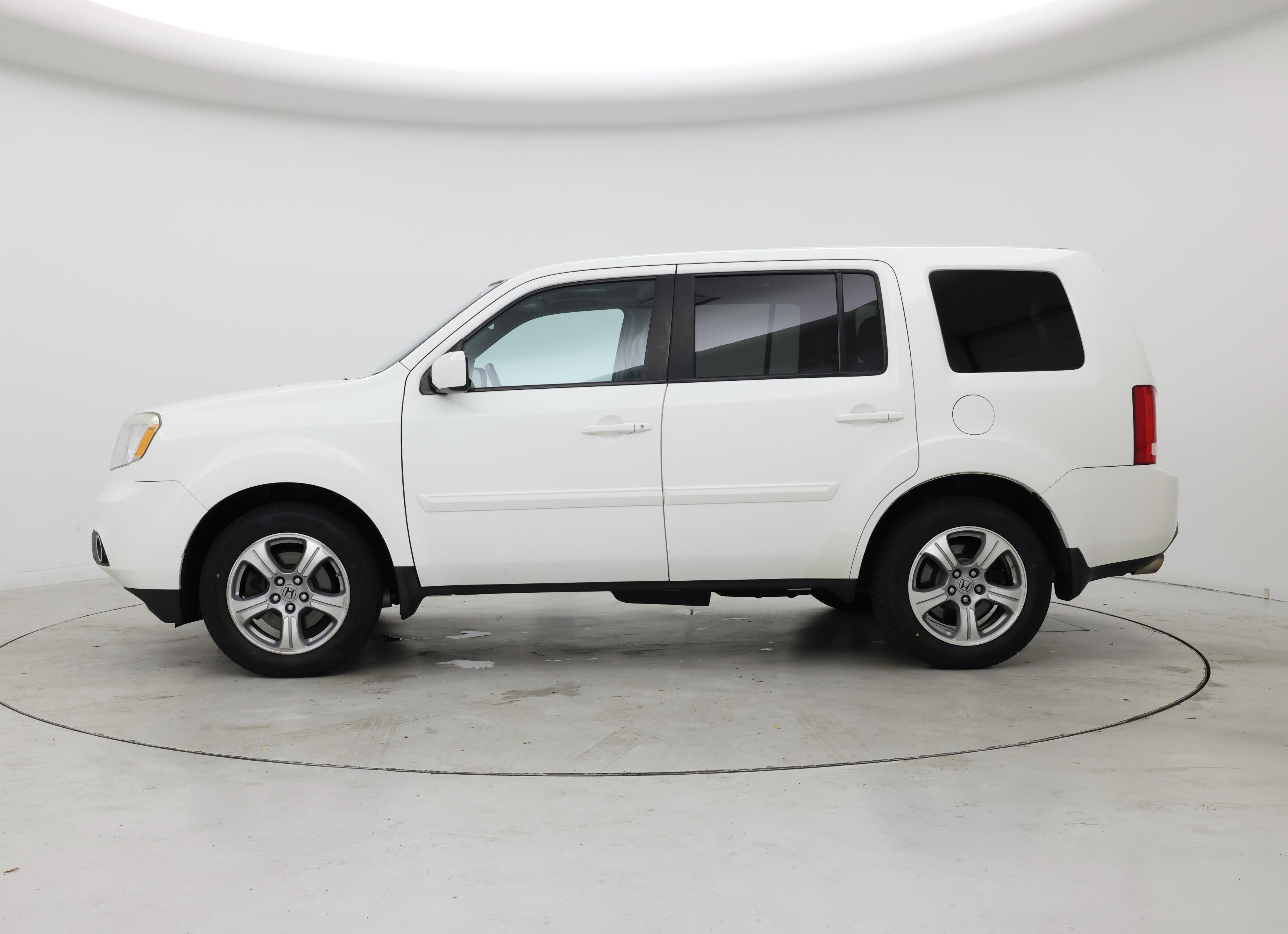 Thumbnail: 2014 Honda Pilot - 3