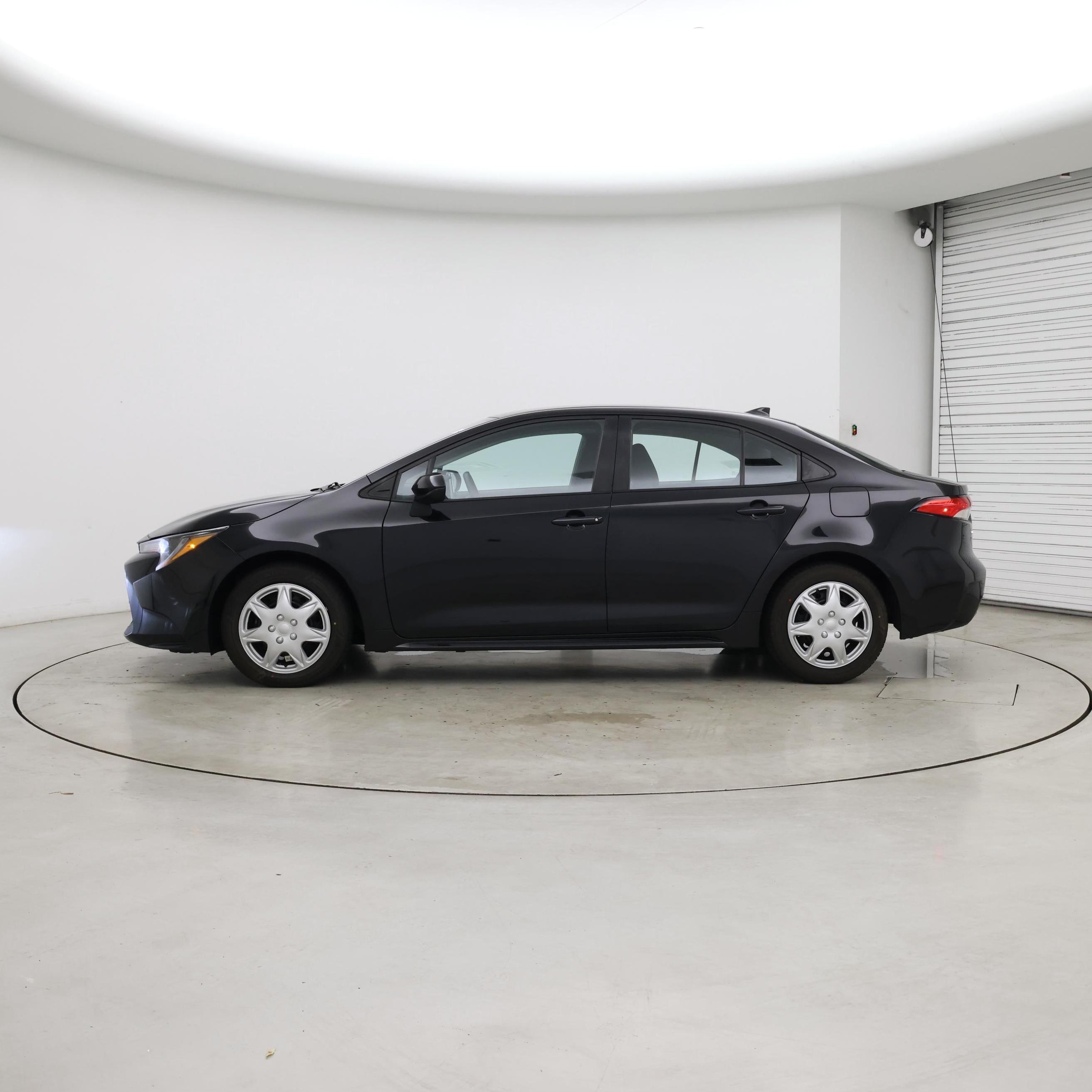Thumbnail: 2021 Toyota Corolla - 3